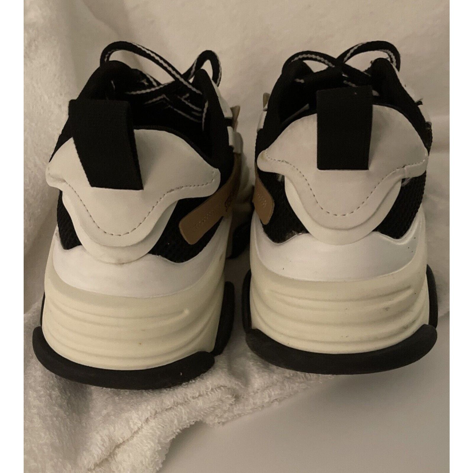 Steve Madden Steve Madden Possession Black white Tan women's Size 7.5M Size US 7.5 / IT 37.5 - 3 Thumbnail