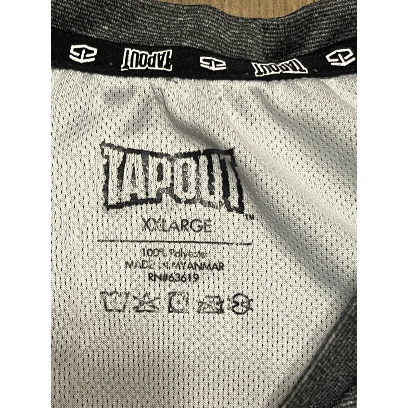 Tapout **Tapout Men's XXL Gray Short Sleeve T-Shirt** User: **Tapout Men's Size XXL Gray Short Sleeve Shirt** Size US XXL / EU 58 / 5 - 6 Thumbnail