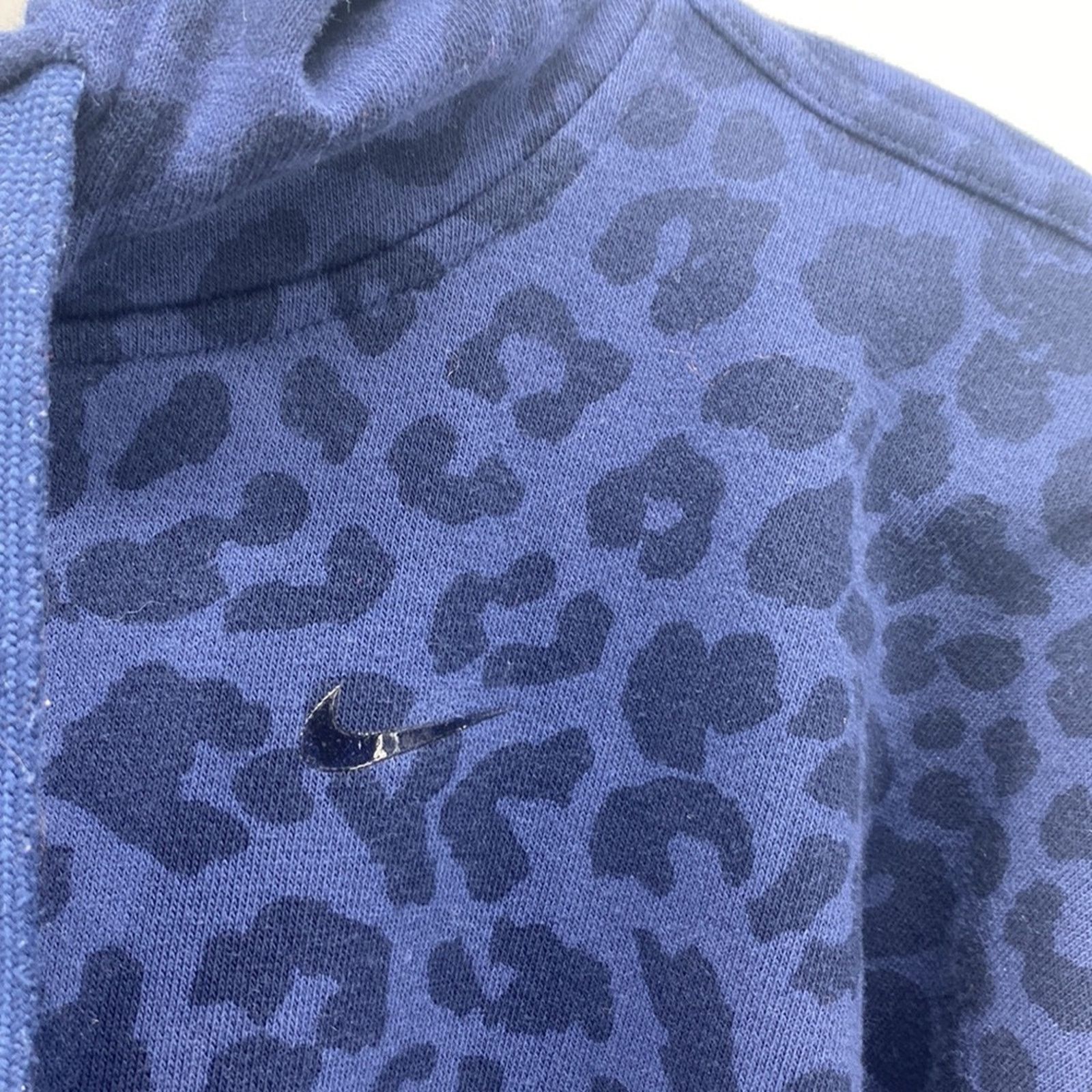 Nike NIKE blue animal print cropped oversized sweatshirt hoodie Size S / US 4 / IT 40 - 2 Thumbnail