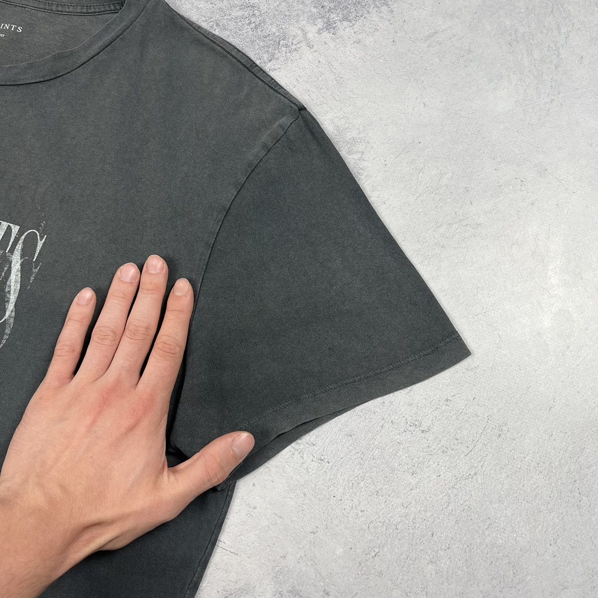 Allsaints Designer Allsaints Imprint y2k big logo oversize faded tee Size US S / EU 44-46 / 1 - 6 Thumbnail