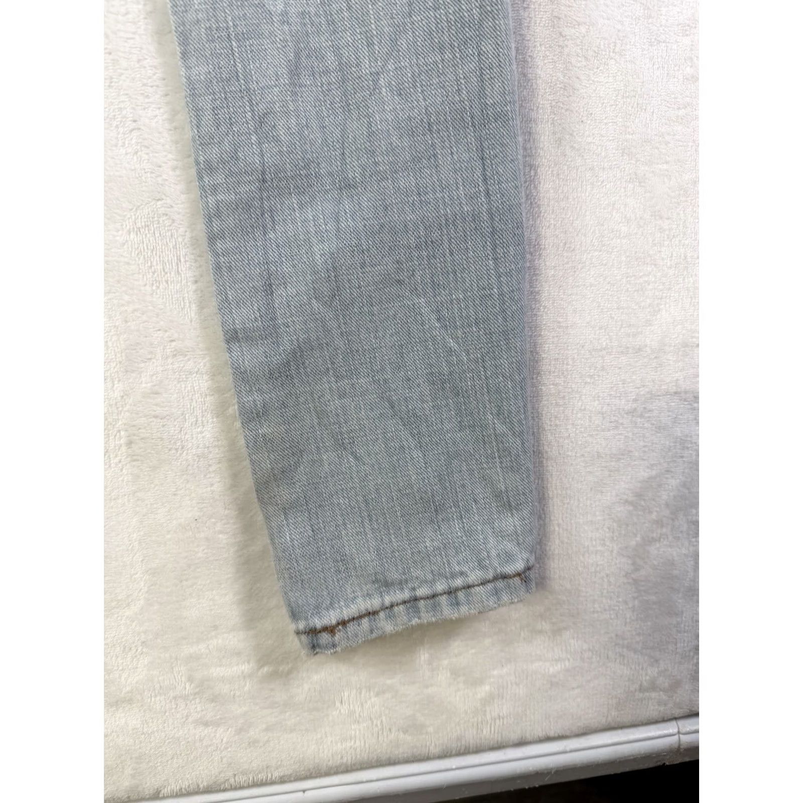 Levi's VINTAGE Levi's 518 Jeans Women's SuperLow Bootcut Size 5M Distressed Stained Y2K Denim Blue 30in Inseam Mens Regular Stock Size 27" / US 4 / IT 40 - 4 Thumbnail