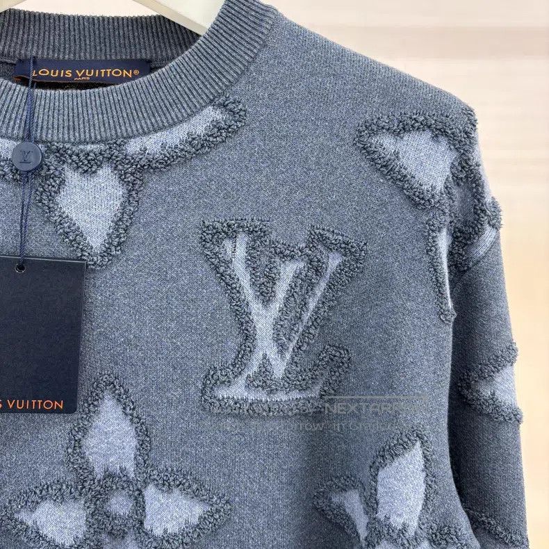 Louis Vuitton Louis Vuitton Flocked logo sweater Size US S / EU 44-46 / 1 - 4 Thumbnail