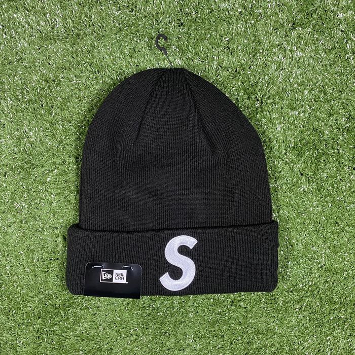 SUPREME/NEW ERA - S LOGO BEANIE (GREEN)