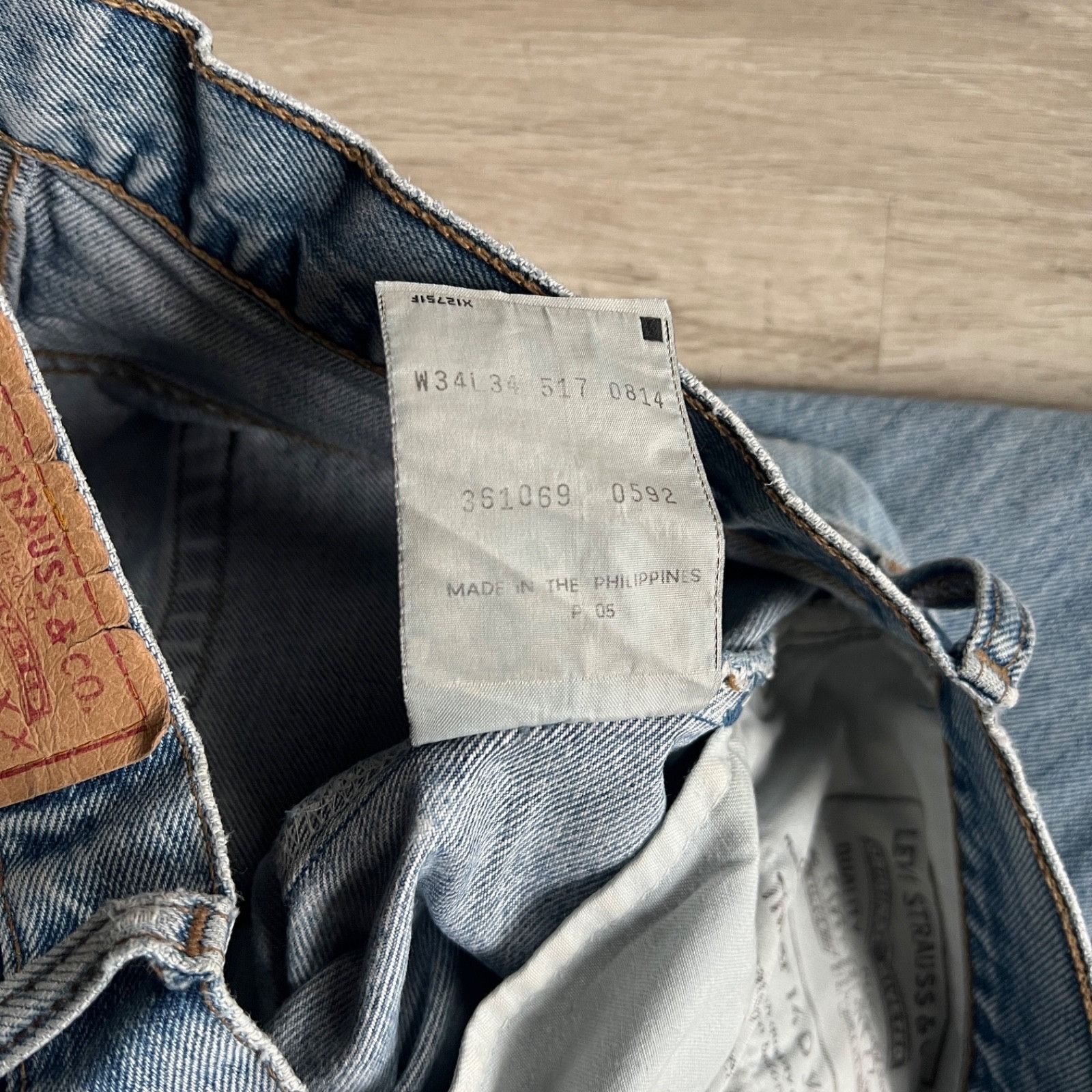 Levi's Levi’s 517 Vintage Jeans USA Made Distressed Denim 9814AC Size US 33 - 4 Thumbnail