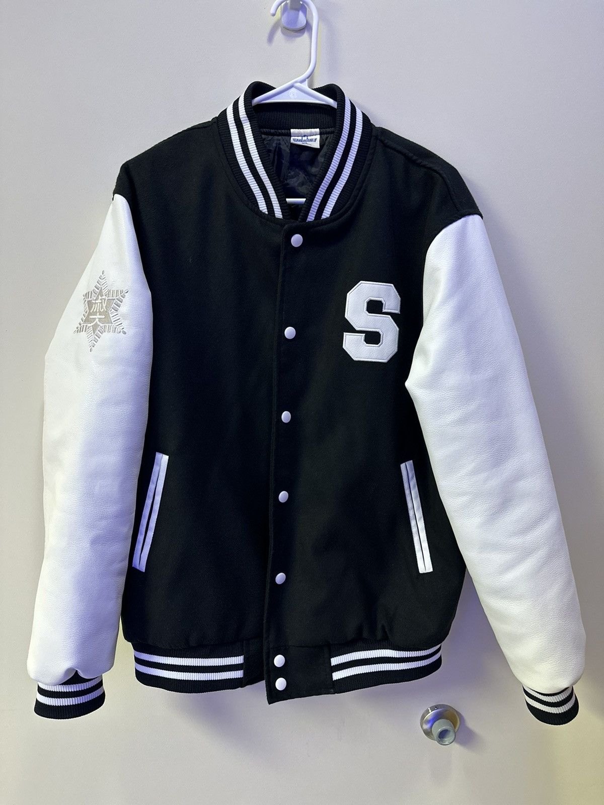 image of Vintage Korean University Varsity Jacket in Black, Men's (Size Large)