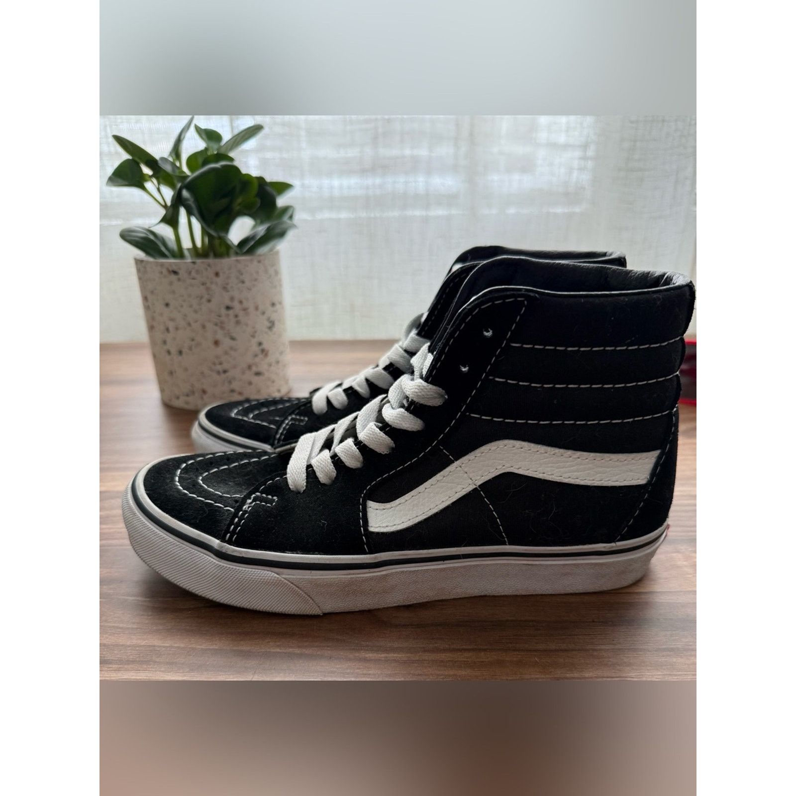 Vans Vans Black and White Sk8-Hi Shoe Size US 6.5 / IT 36.5 - 4 Thumbnail
