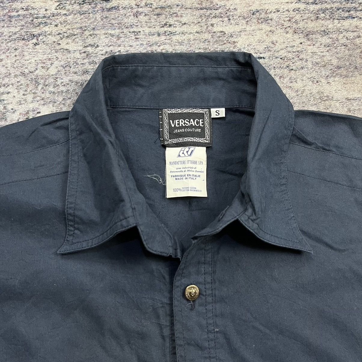 Versace × Vintage Vintage 90s Versace oversized studded medusa button shirt Size US M / EU 48-50 / 2 - 9 Thumbnail