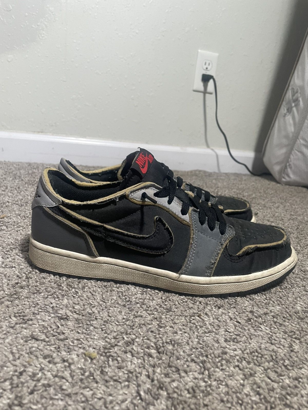 Nike Jordan 1 Low OG EX Black and Grey Sneaker Shoes Size US 9 / EU 42 - 3 Thumbnail
