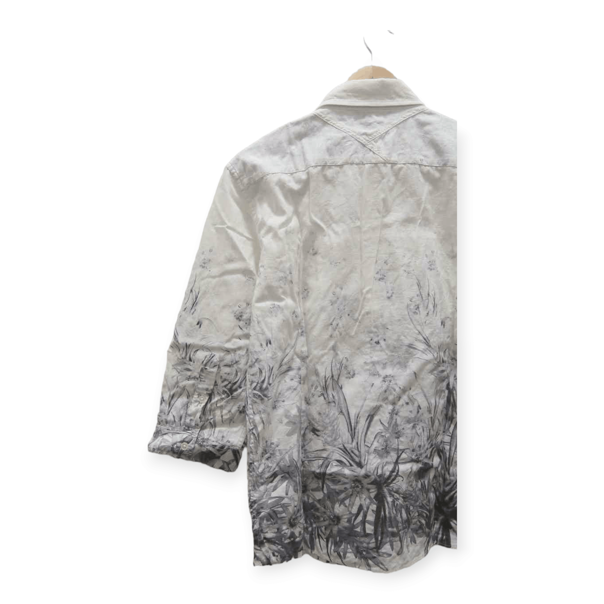 Tornado Mart Tornado Mart Japan Floral Casual Shirts Size US L / EU 52-54 / 3 - 8 Thumbnail