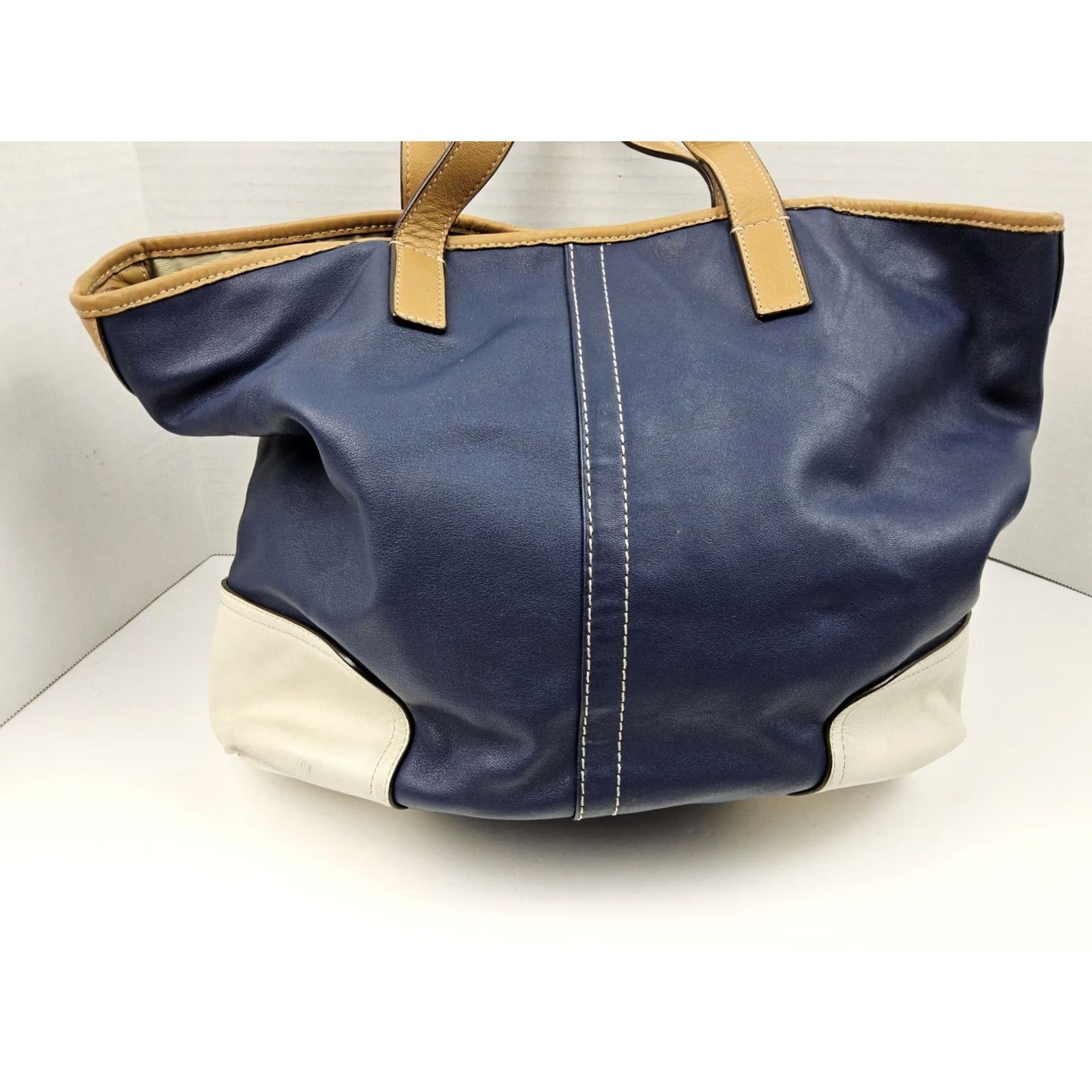 Coach Coach Hadley Midnight Blue/White Convertible Shoulder Handbag Purse Bag Tote 15x10x5.5 Women Leather Gold Hardware Silver Ch/ Designer 90s? Size ONE SIZE - 3 Thumbnail