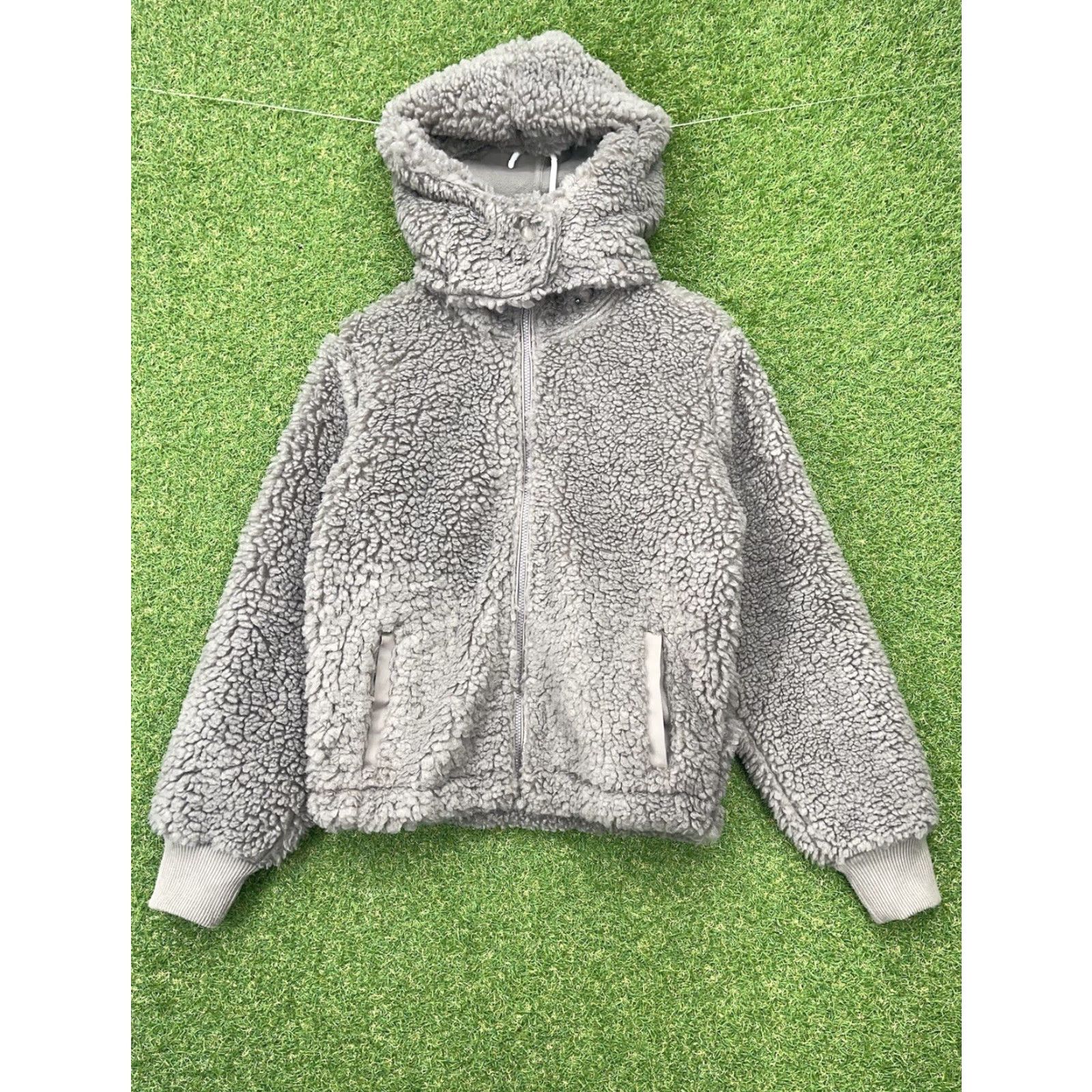 Abercrombie & Fitch VINTAGE Abercrombie & Fitch Jacket Womens Small Teddy Deep Pile Hoodie Full Zip Sherpa Gray 80s 90s College Preppy Size S / US 4 / IT 40 - 7 Thumbnail