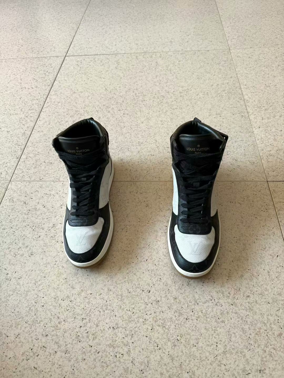 Louis Vuitton lv rivoli black and white high-top sneakers Size US 7 / EU 40 - 1 Thumbnail