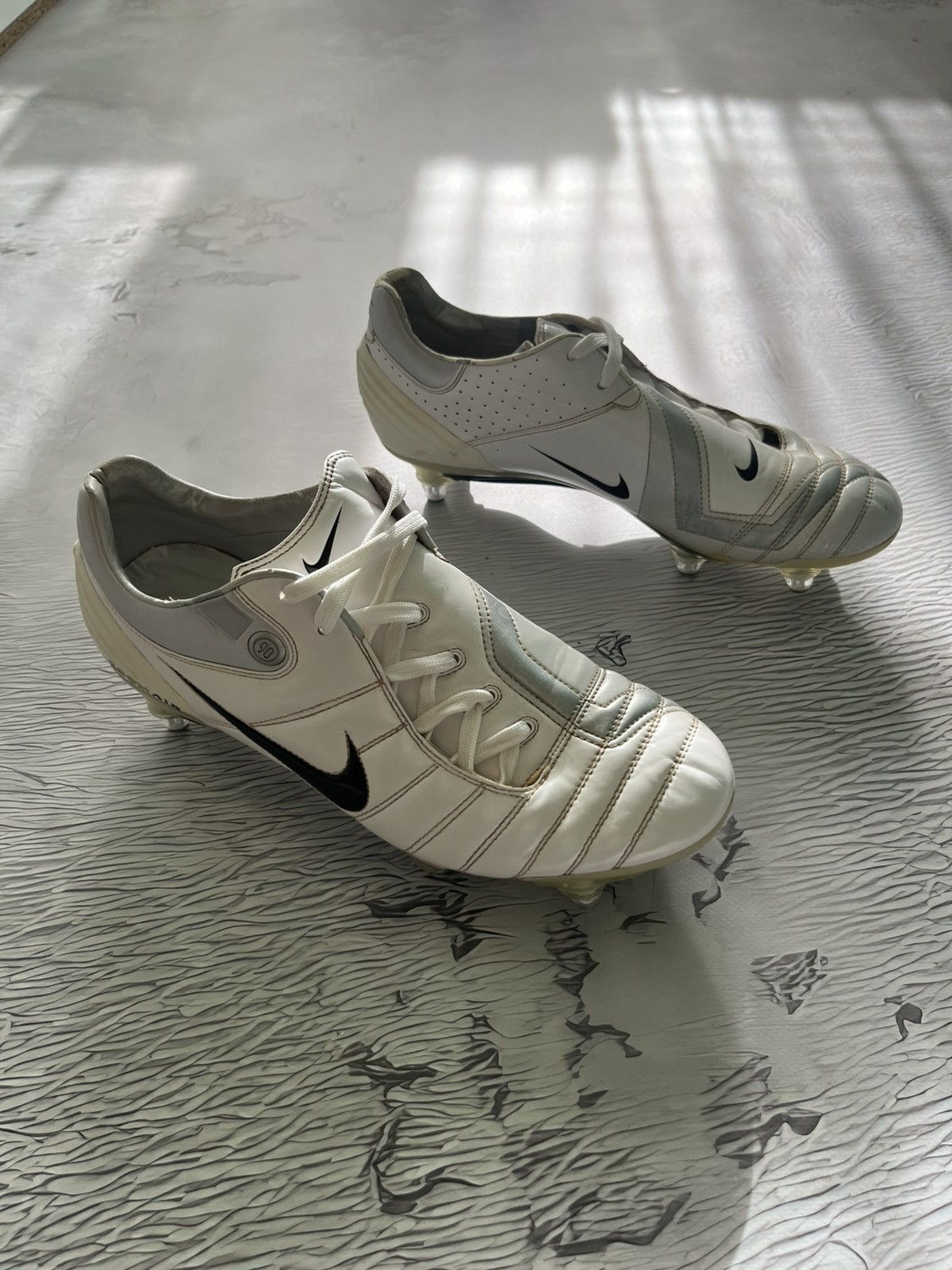 Nike Nike Total 90 Air Zoom Vintage Football Soccer Boots White Size US 9.5 / EU 42-43 - 3 Thumbnail