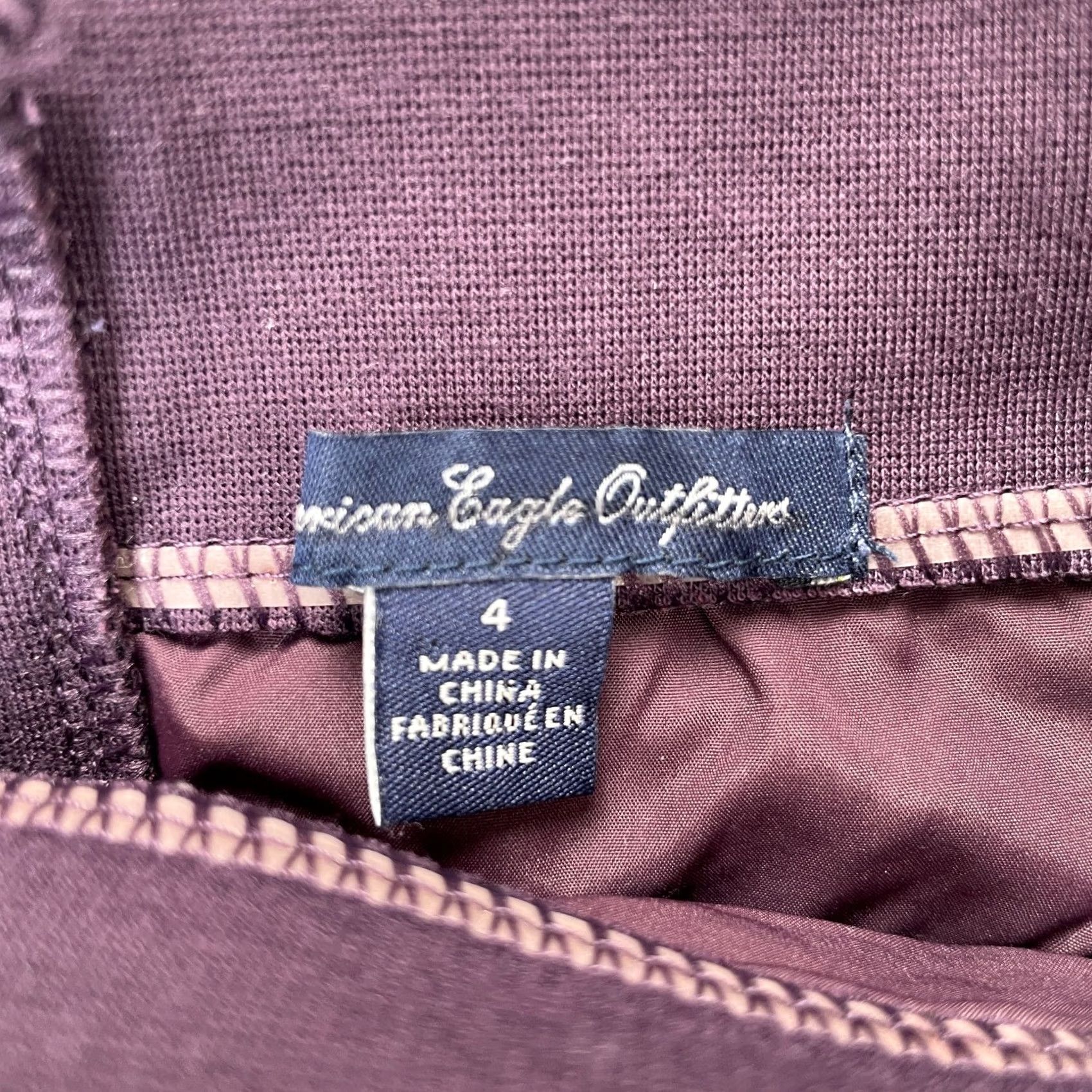 American Eagle Outfitters VINTAGE American Eagle Outfitters Skirts Womens 4 Purple Mini Geometric Lined Back Zip Size 27" / US 4 / IT 40 - 3 Thumbnail