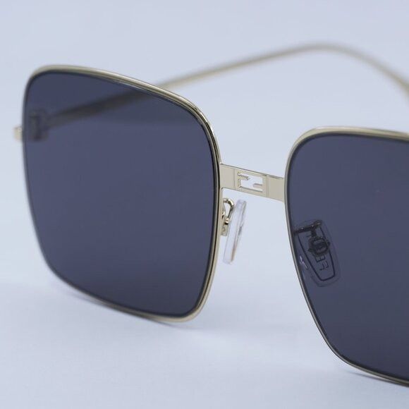 Fendi BAGUETTE Women Sunglasses Square Metal Endura Gold Smoke FE40123U 30A Fendi FE40123U 30A Sunglasses Gold Square Frame, Smoke Lenses main image 4