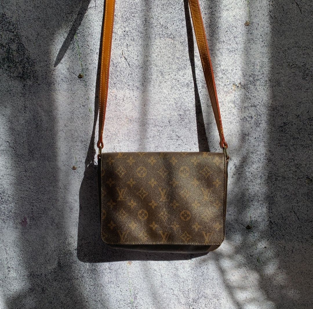 Louis Vuitton Louis Vuitton Musette Tango Canvas Handbag Size ONE SIZE - 4 Thumbnail