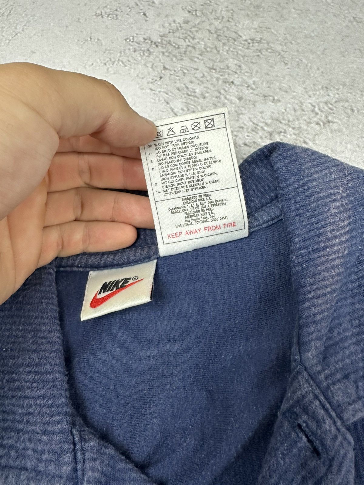 Nike Vintage 90s Nike Court Faded Polo y2K Shirt Size US M / EU 48-50 / 2 - 5 Thumbnail