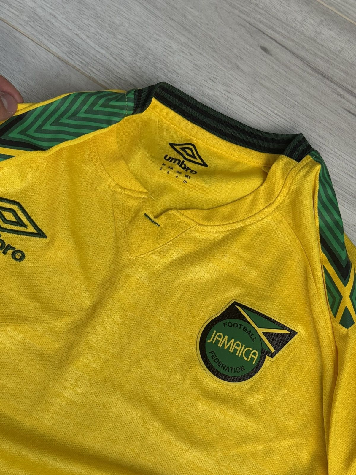 Umbro Soccer jersey 2022 kit Jamaica umbro shirt Size US S / EU 44-46 / 1 - 3 Thumbnail