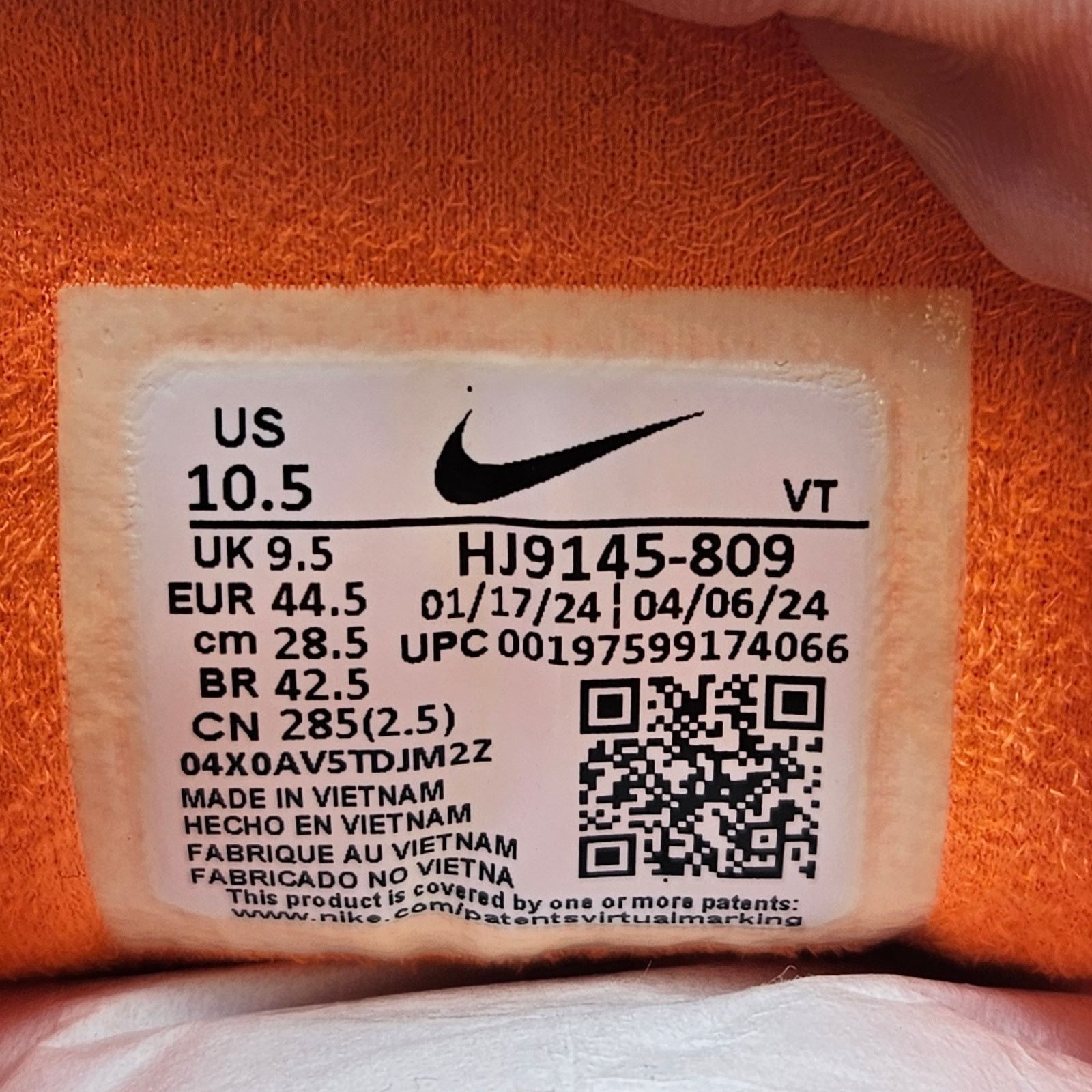 Nike NIKE MEN'S 10.5 LUNAR ROAM HYPER CRIMSON SHOES HJ9145-809 Size US 10.5 / EU 43-44 - 6 Thumbnail