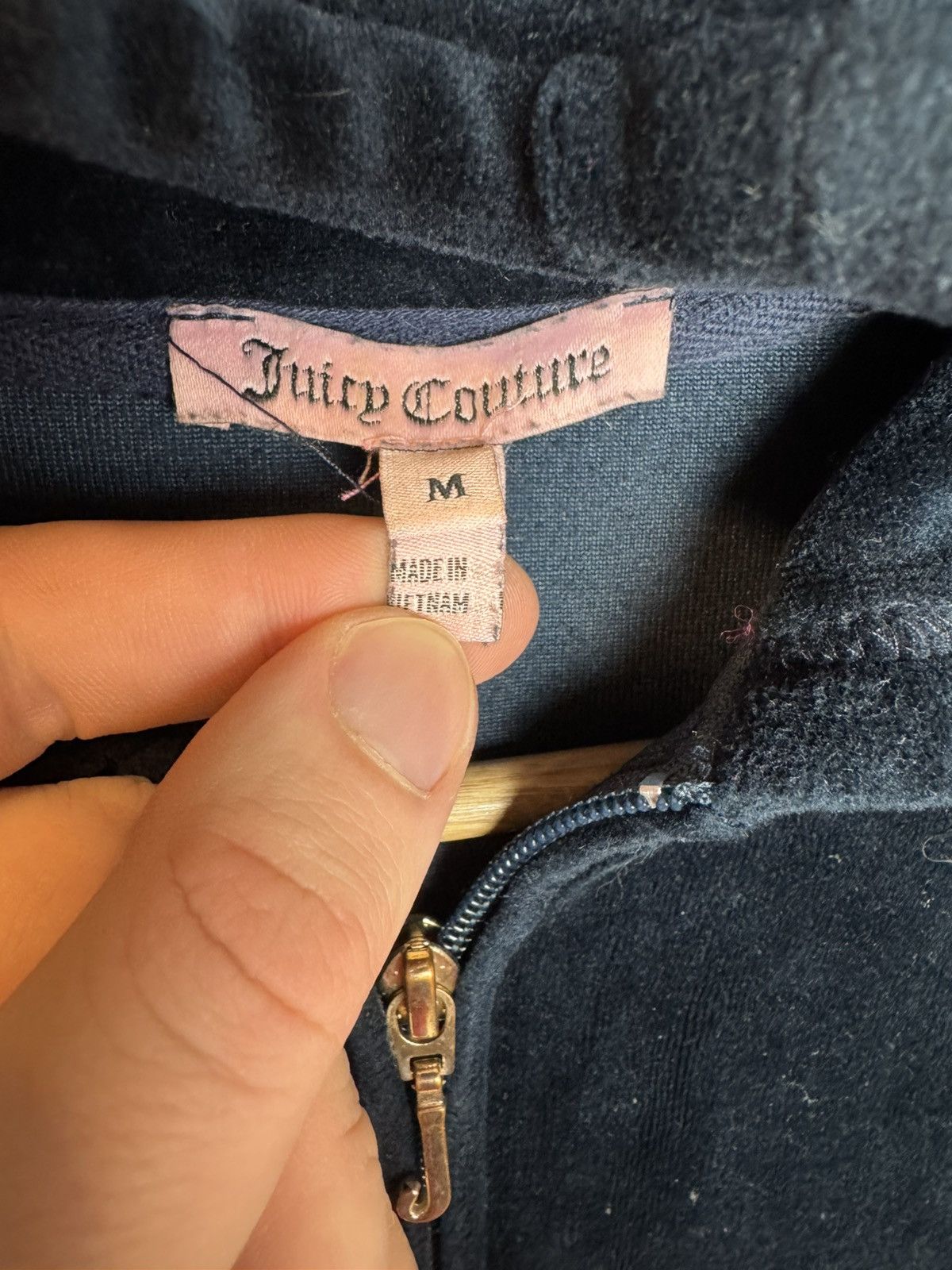 Juicy Couture Vintage Juicy Couture Velour Zip Up Hoodie Size M / US 6-8 / IT 42-44 - 5 Thumbnail
