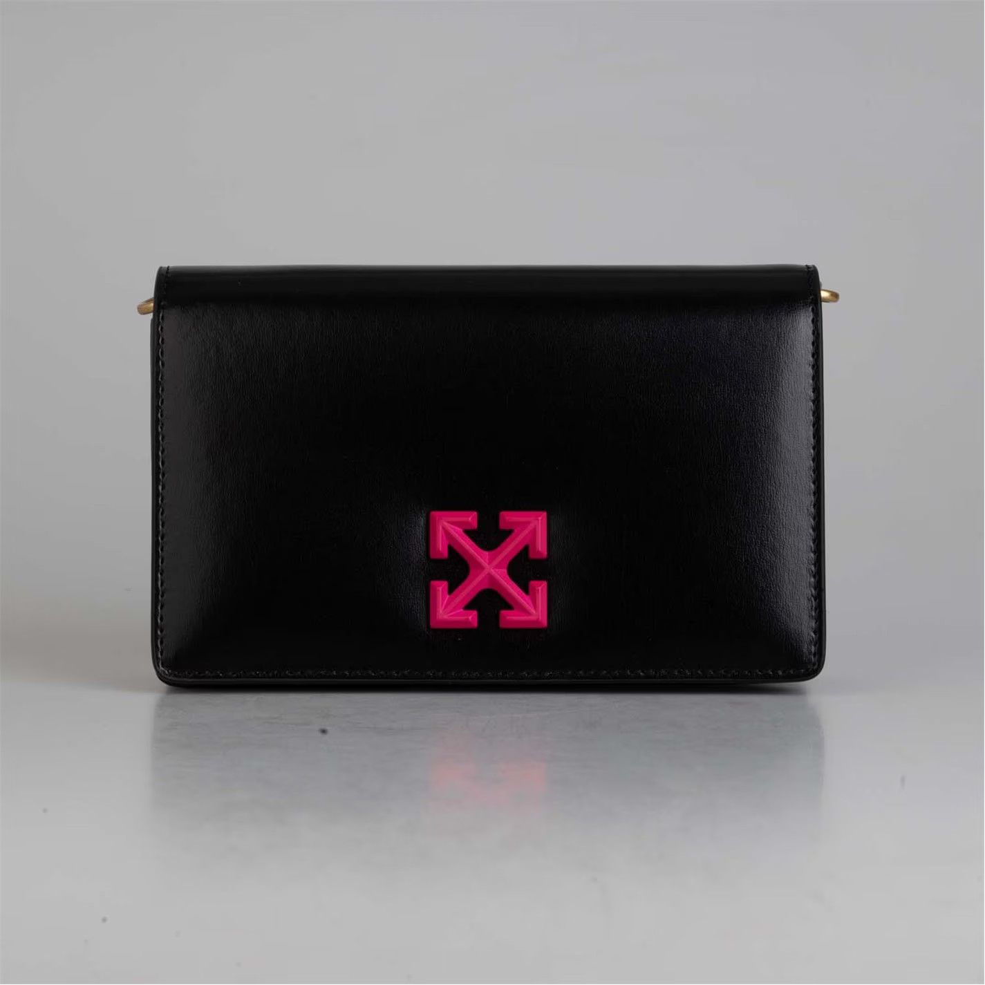Off-White o1g2r1mq0225 Size: OS / Jitney 0.5 Shoulder Bag in Black Size ONE SIZE - 1 Thumbnail