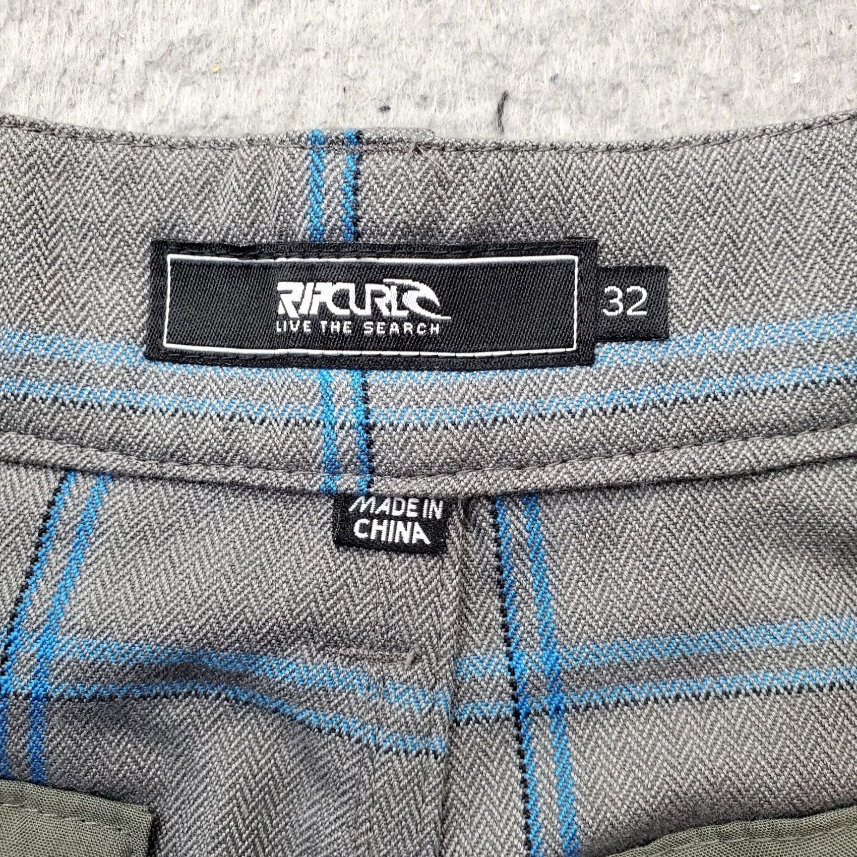 Rip Curl Rip Curl Mens Trimmer Walk Shorts Multi Plaid Slash Pockets 32 Size 32 Vintage? No Size US 32 / EU 48 - 6 Thumbnail