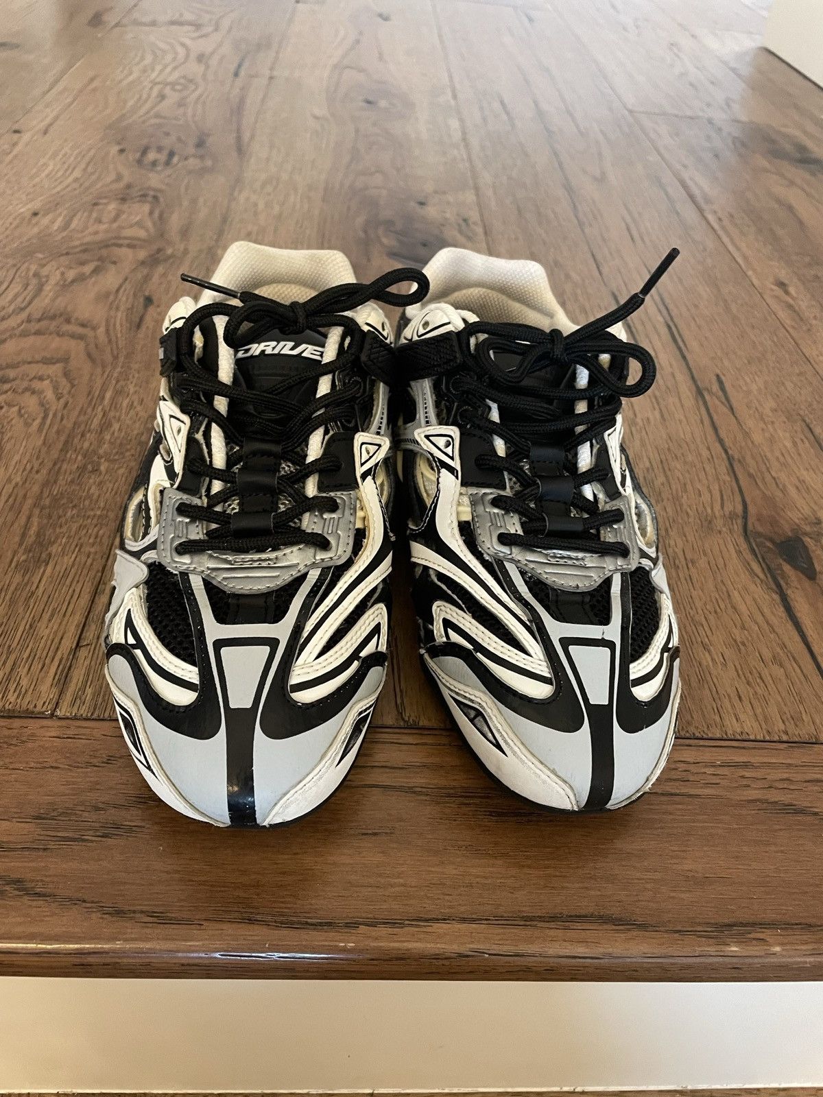 Balenciaga Balenciaga Drive Sneaker Size US 8 / IT 38 - 3 Thumbnail