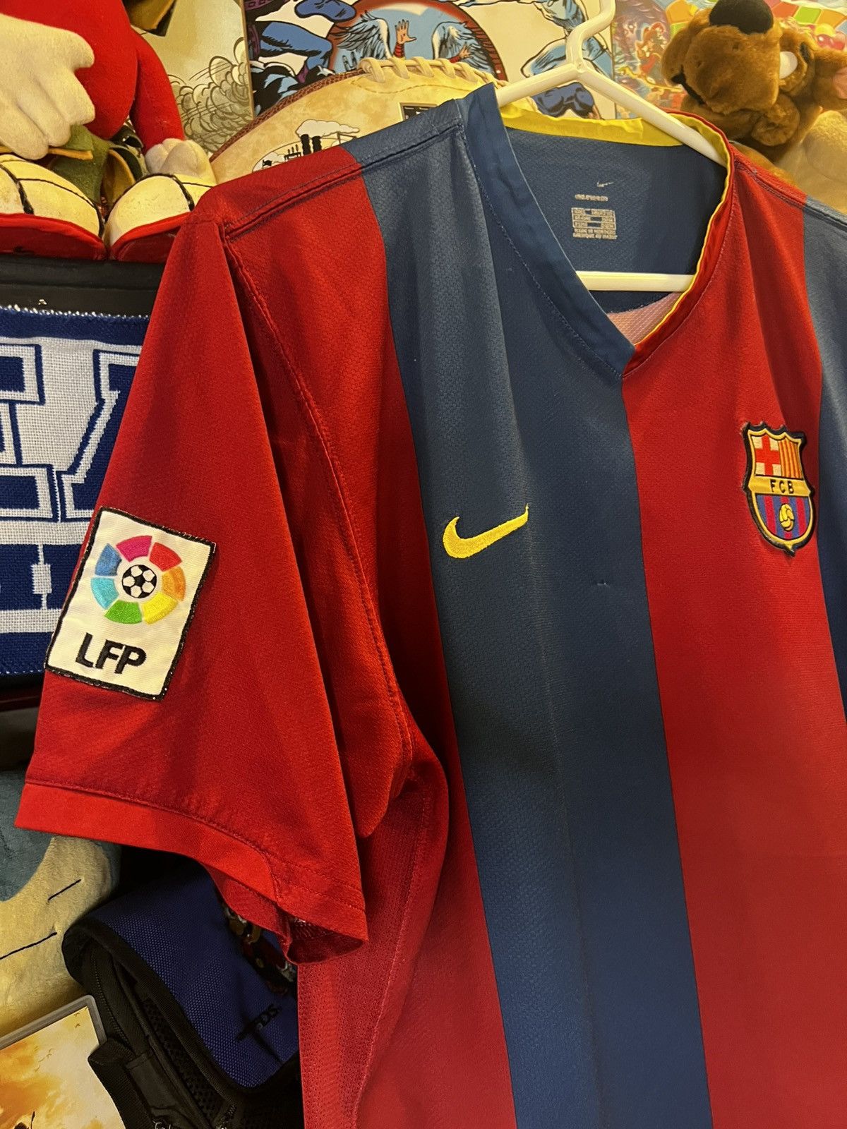 Nike Nike Barcelona 2006-2007 Home Soccer Jersey Size US L / EU 52-54 / 3 - 5 Thumbnail