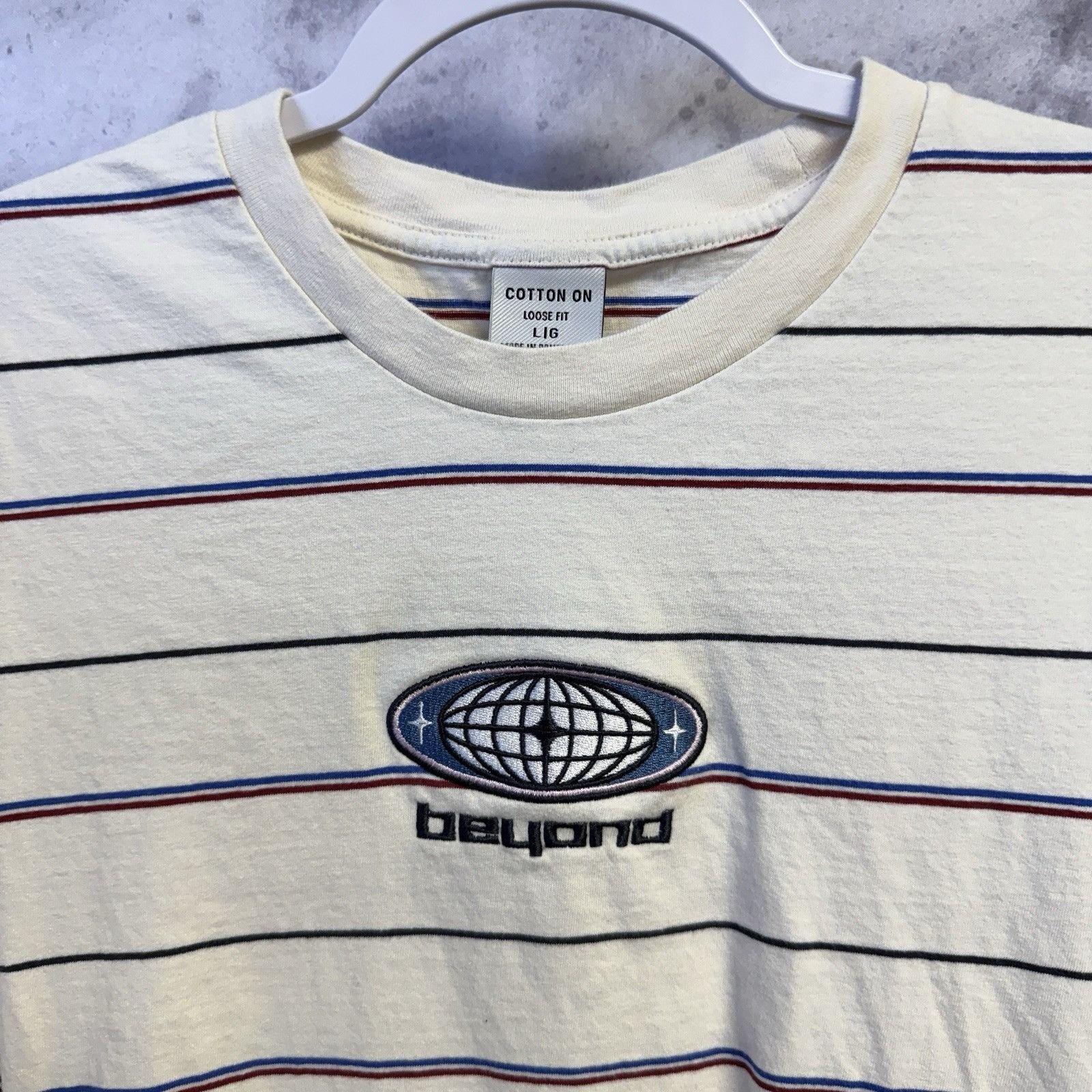Cotton On Beyond T Shirt Mens Large 21x25 White Striped Skate Loose Size US L / EU 52-54 / 3 - 1 Thumbnail