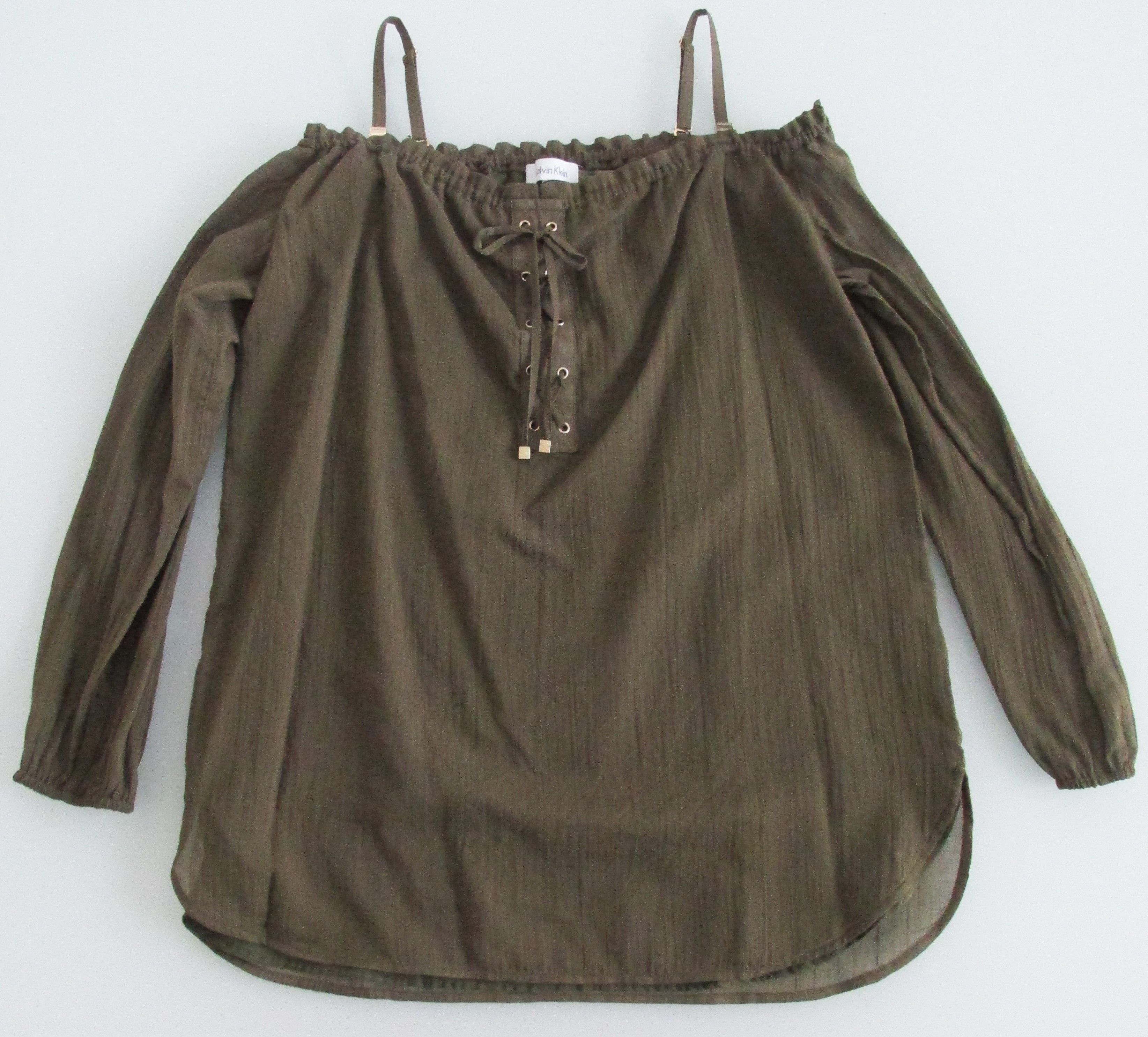 Calvin Klein Calvin Klein (NWT) Women's Off Shoulder Blouse Size Small Size S / US 4 / IT 40 - 1 Thumbnail