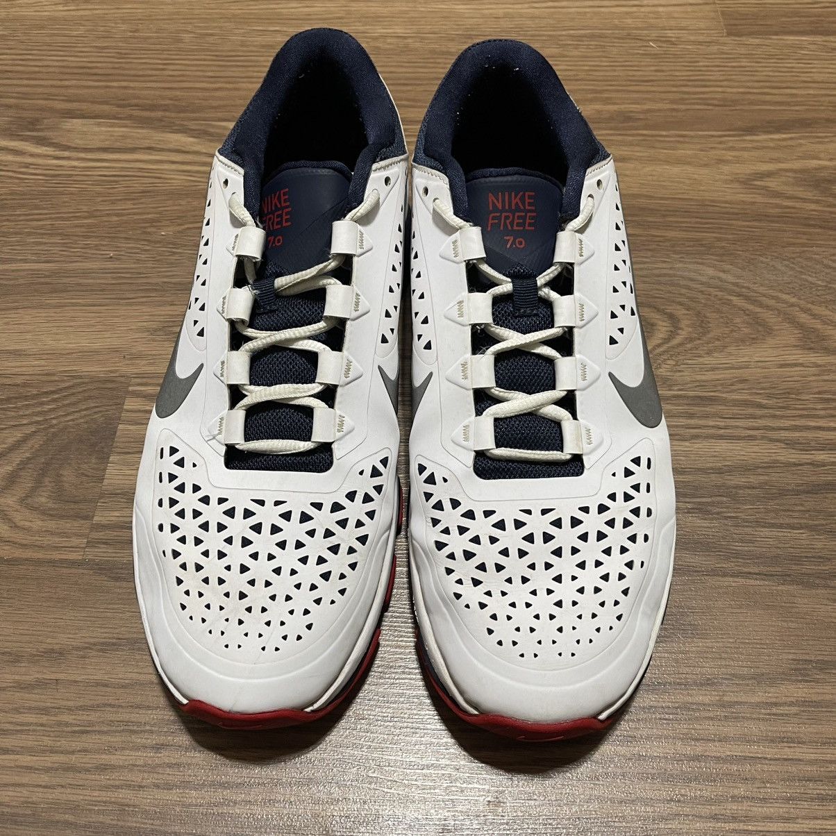Nike 2012 Nike Free trainers 7.0 White blue red size 13 Size US 13 / EU 46 - 7 Thumbnail