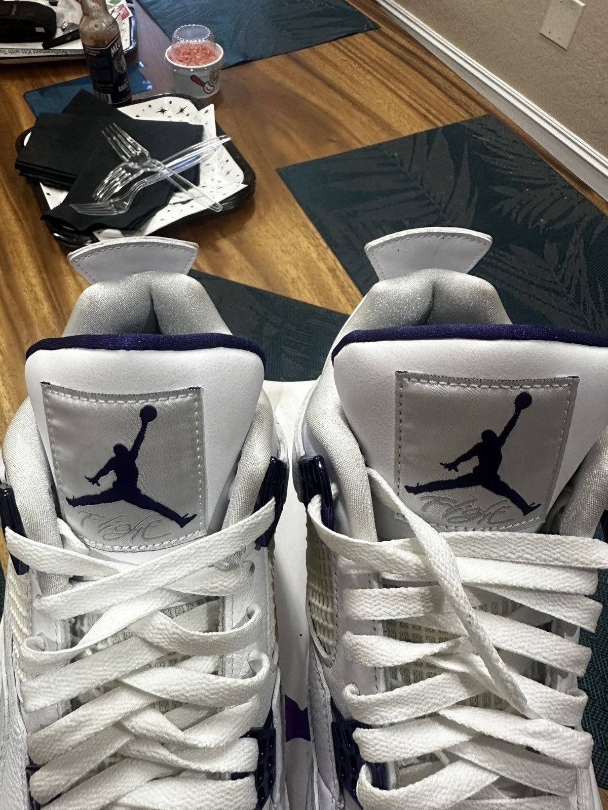 Jordan Brand Jordan 4 Metallic Purple Size 9.5 Size US 9.5 / EU 42-43 - 5 Thumbnail