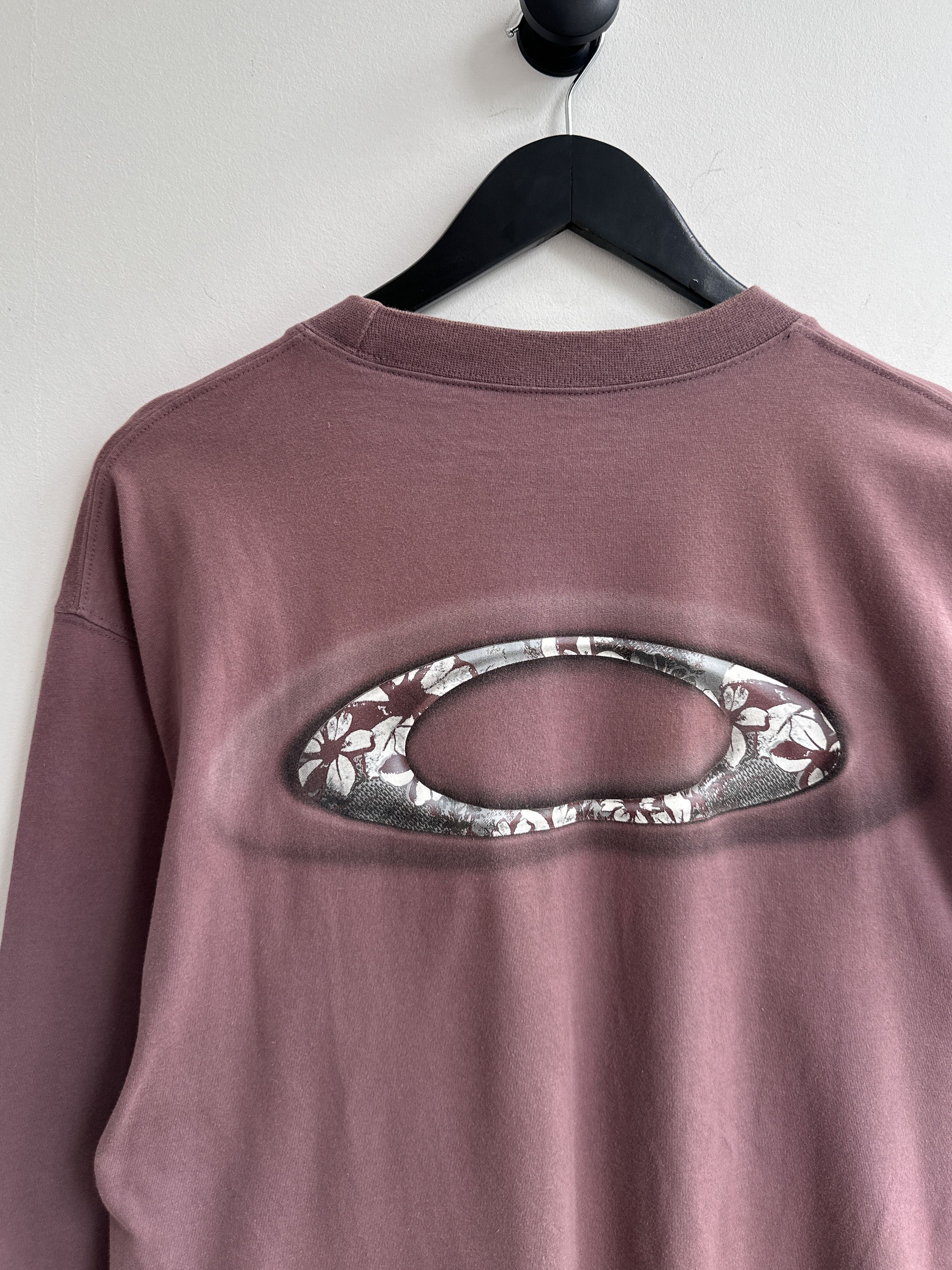Oakley Vintage Oakley Logo Longsleeve Tee Shirt Size US L / EU 52-54 / 3 - 4 Thumbnail