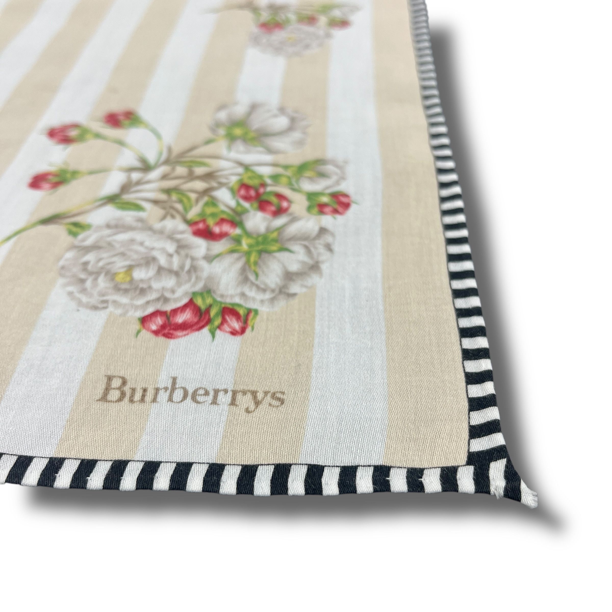 Burberry Burberry Handkerchief / Bandana / Neckerchief B062 Size ONE SIZE - 7 Thumbnail