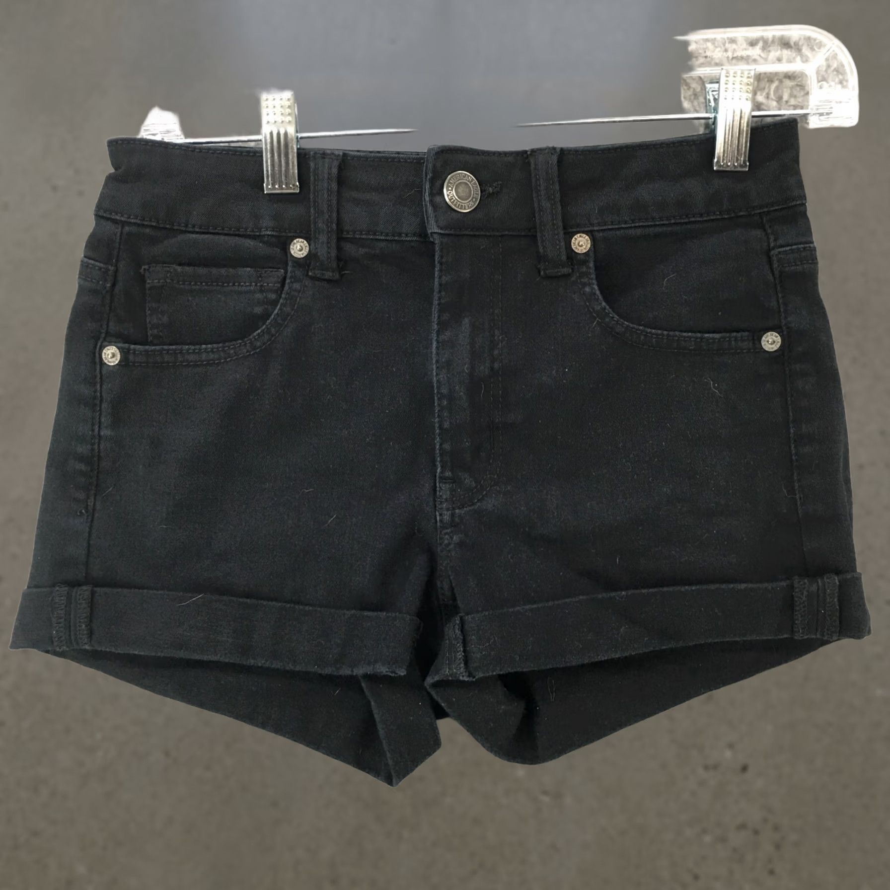 American Eagle Outfitters American Eagle Outfitters Next Level Stretch Rolled Cuff Hot Mom Shorts Womens 4 Black Size 27" / US 4 / IT 40 - 1 Thumbnail
