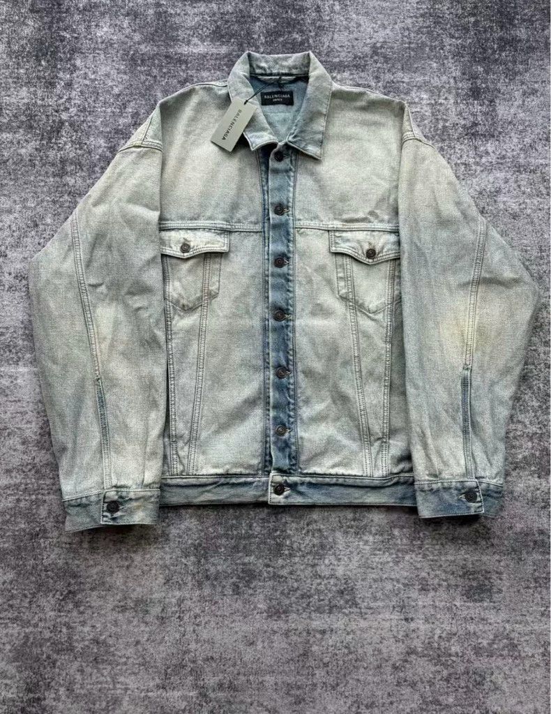 Balenciaga Balenciaga Distressed patchwork Inside Out denim jacket Size US S / EU 44-46 / 1 - 1 Thumbnail