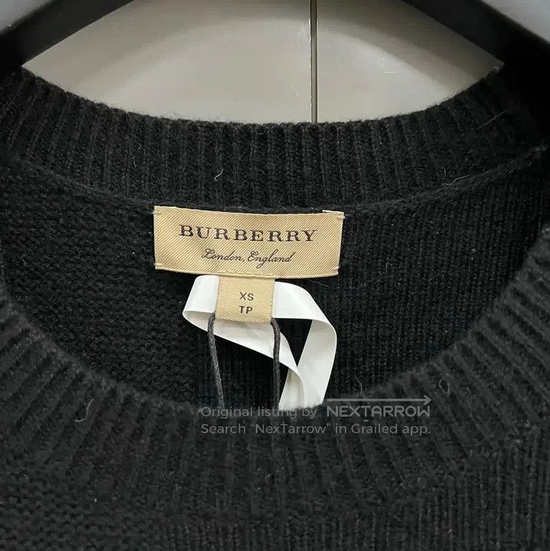 Burberry Burberry Women's Black Wool Knit Sweater. Size XS / US 0-2 / IT 36-38 - 2 Thumbnail