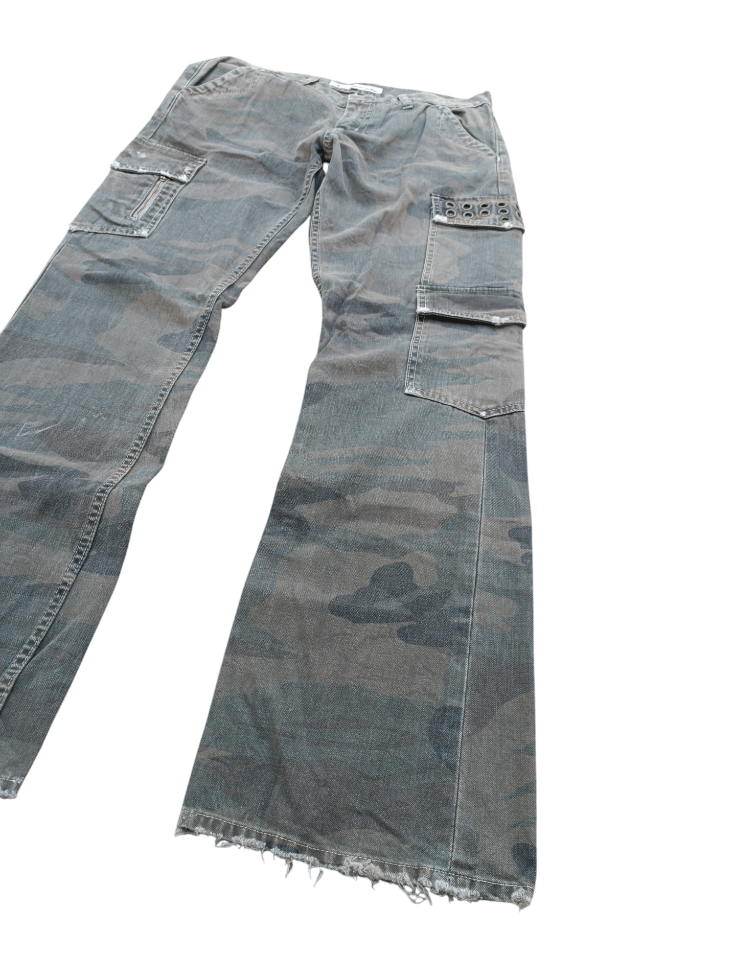 Japanese Brand FLARED💥Genoese Okayama Distressed Multi Pocket Camo Pant Size US 31 - 2 Thumbnail