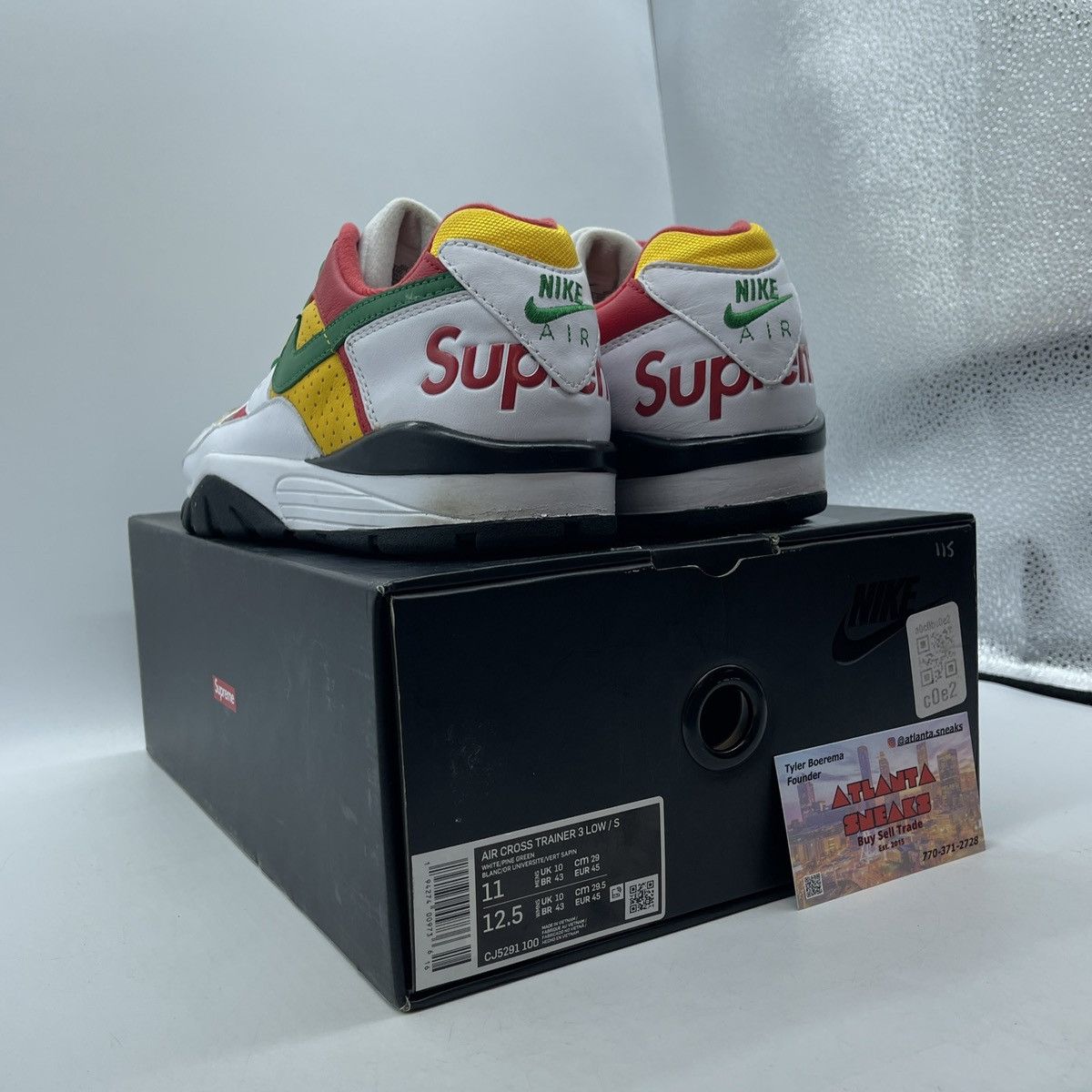Nike Supreme x air cross trainer 3 low white university gold Size US 11 / EU 44 - 4 Thumbnail