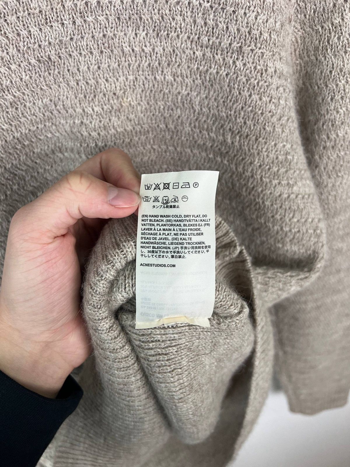 Acne Studios Acne Studios Cusco aw13 wool sweater size M Size US M / EU 48-50 / 2 - 6 Thumbnail