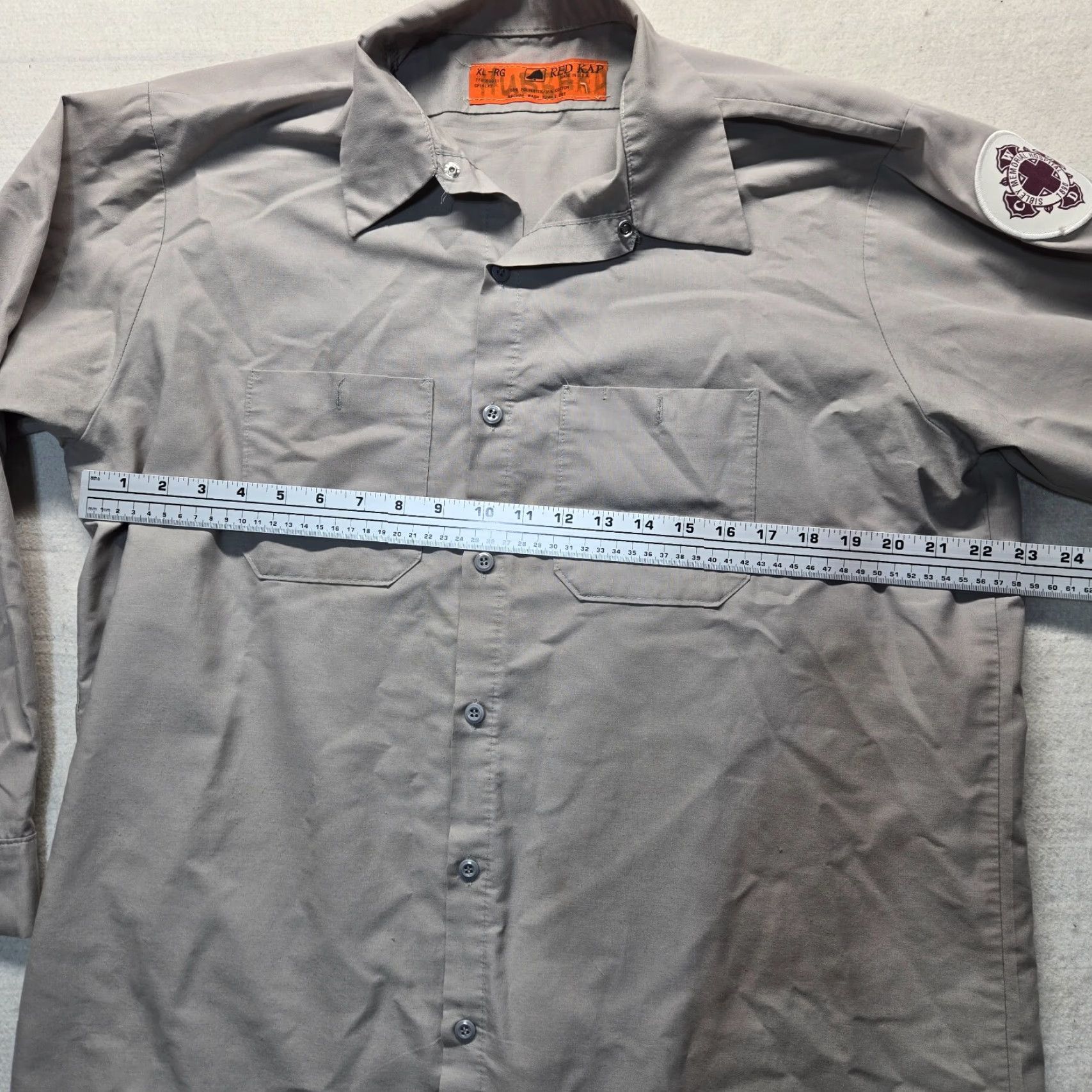 Red Kap Sibley Memorial Hospital 1890 Gray Button Up Shirt Uniformal Adult Men's XL Red Kap Shirt Button-Up Collar-Down Gray Cotton Polyester Regular Men's XL Size US XL / EU 56 / 4 - 4 Thumbnail