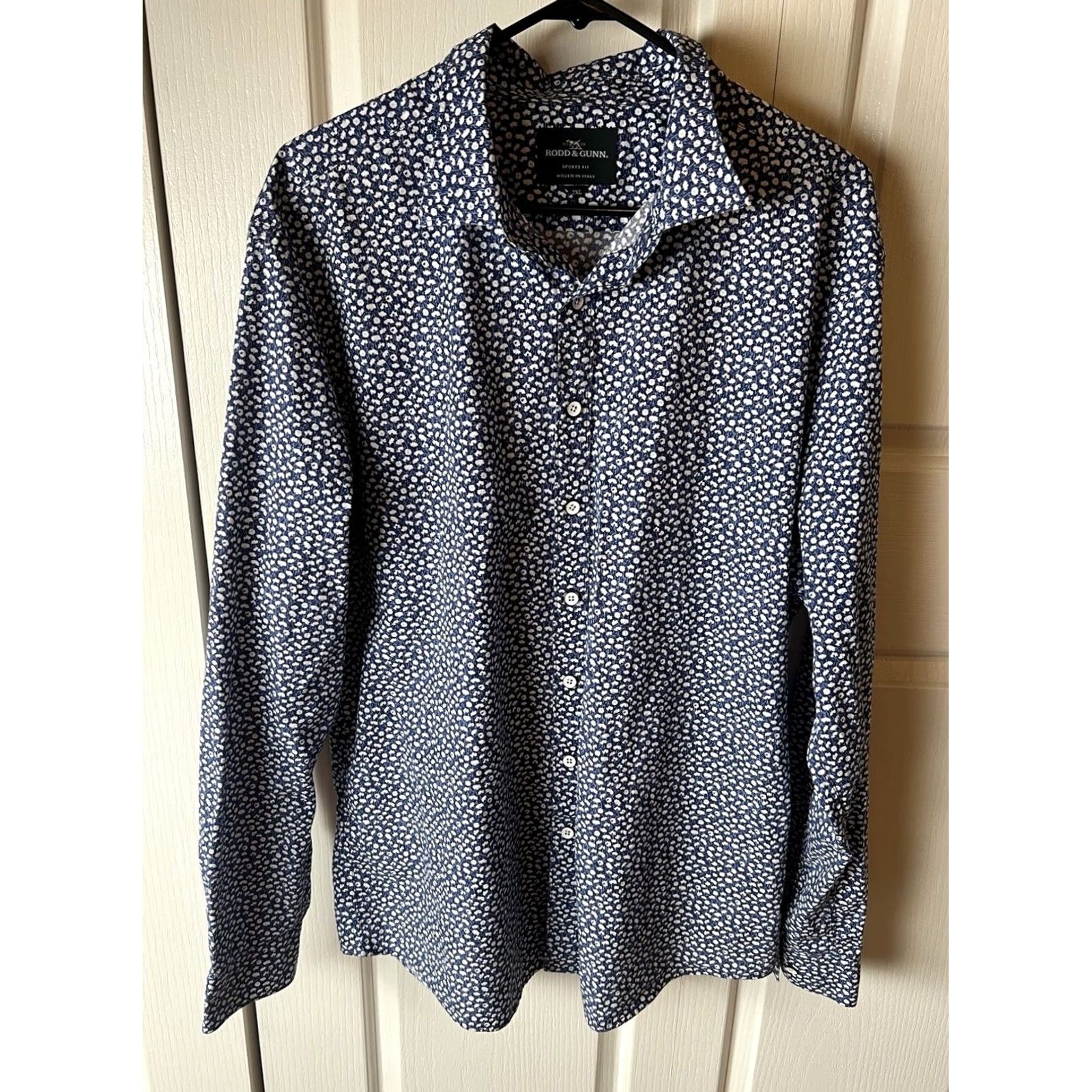 Rodd & Gunn Rodd Gunn Shirt Mens 2XL Blue Floral Cotton Button-Down Collar Sports Fit Shirt Size US XXL / EU 58 / 5 - 2 Thumbnail