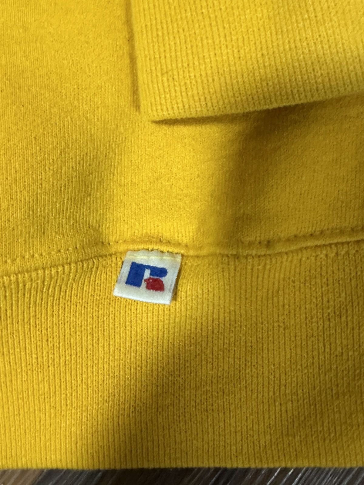 Russell Athletic × Vintage Yellow Russell Athletic vintage 90s crewneck Size US L / EU 52-54 / 3 - 4 Thumbnail