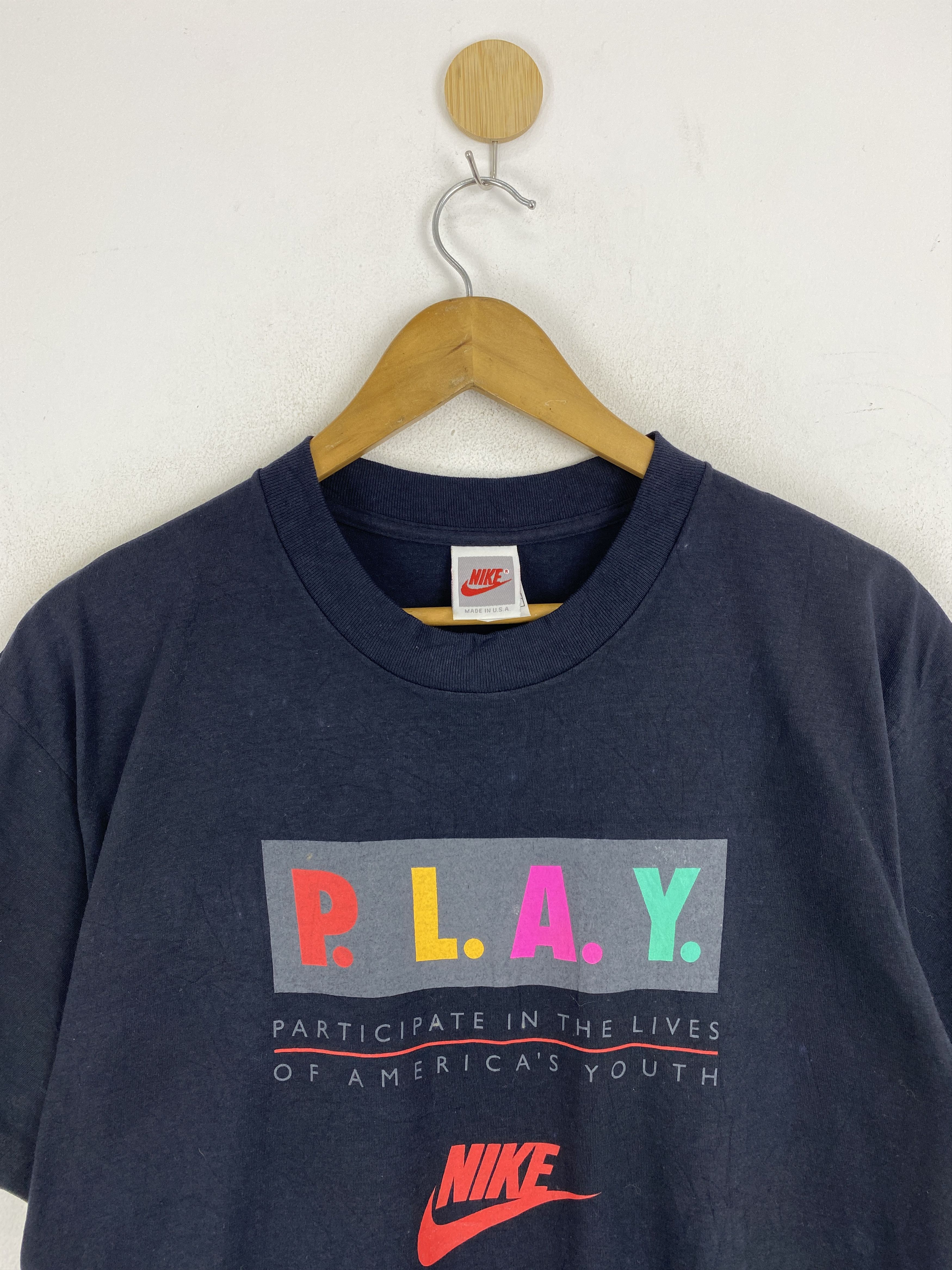 Nike × Vintage Vintage 90s Nike Summer Games P.L.A.Y Tee TA0685 Size US L / EU 52-54 / 3 - 2 Thumbnail
