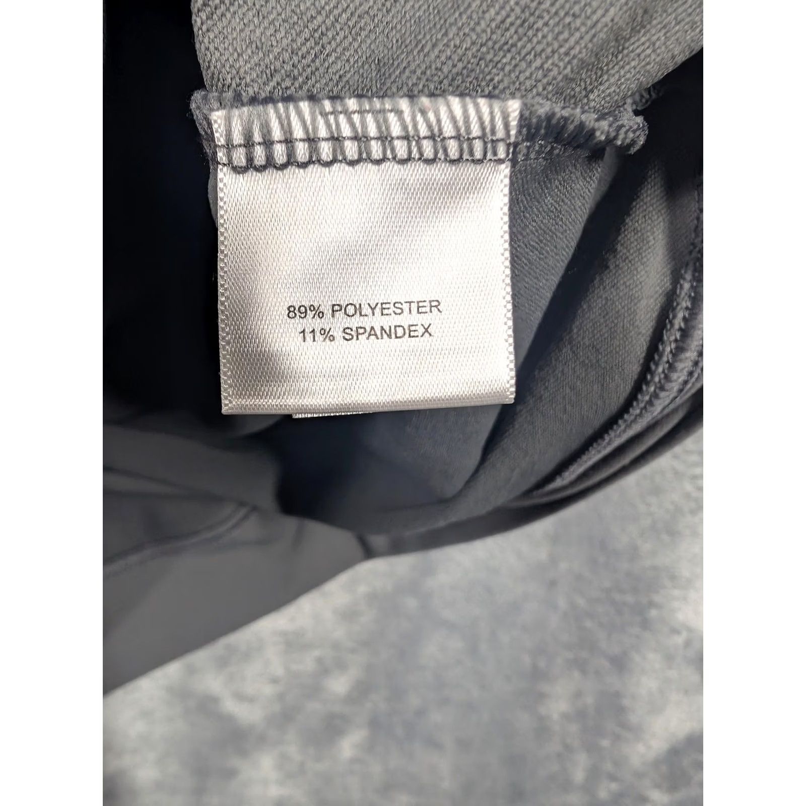 Peter Millar Peter Millar Pullover Mens Large Gray Quarter Zip Golf RIIFO Logo Stretch Size US L / EU 52-54 / 3 - 7 Thumbnail