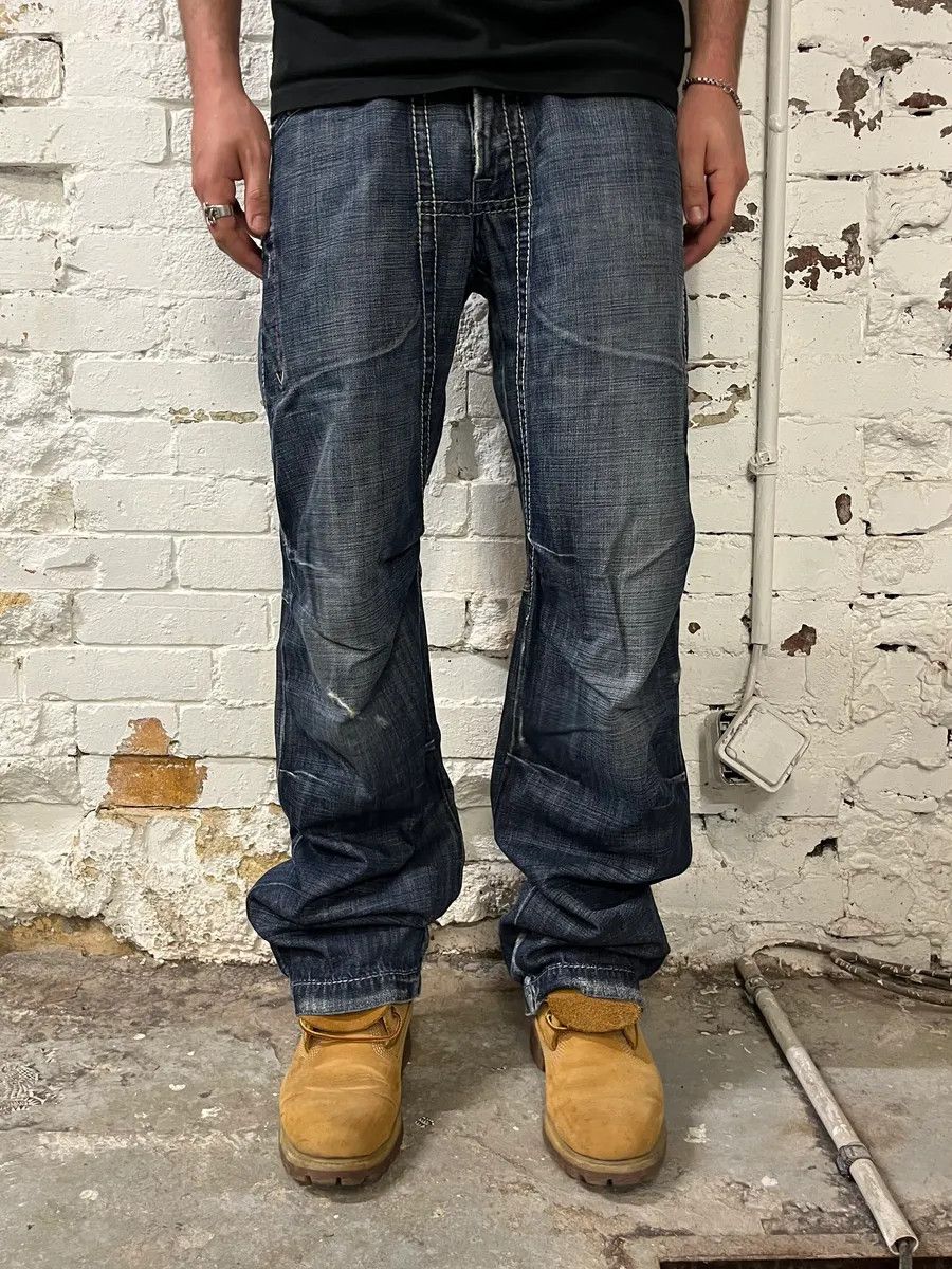 Marithe + Francois Girbaud SS2006 Marithé + François Girbaud Blue Faded Denim Jeans Size US 33 - 2 Thumbnail