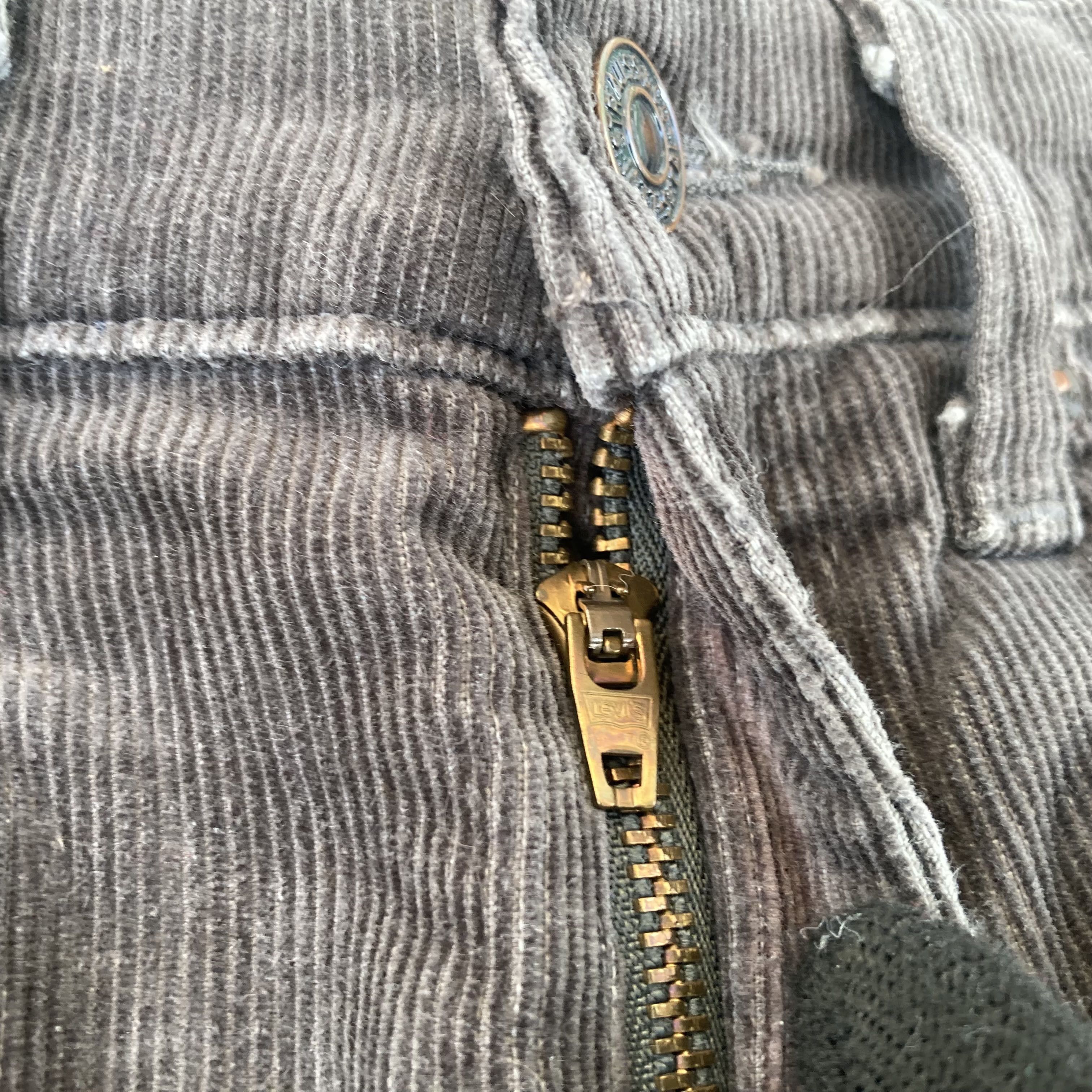 Levi's × Vintage Vtg Levis 517 Denim Corduroy Flare Bootcut Sz 29 Jeans Size US 29 - 5 Thumbnail