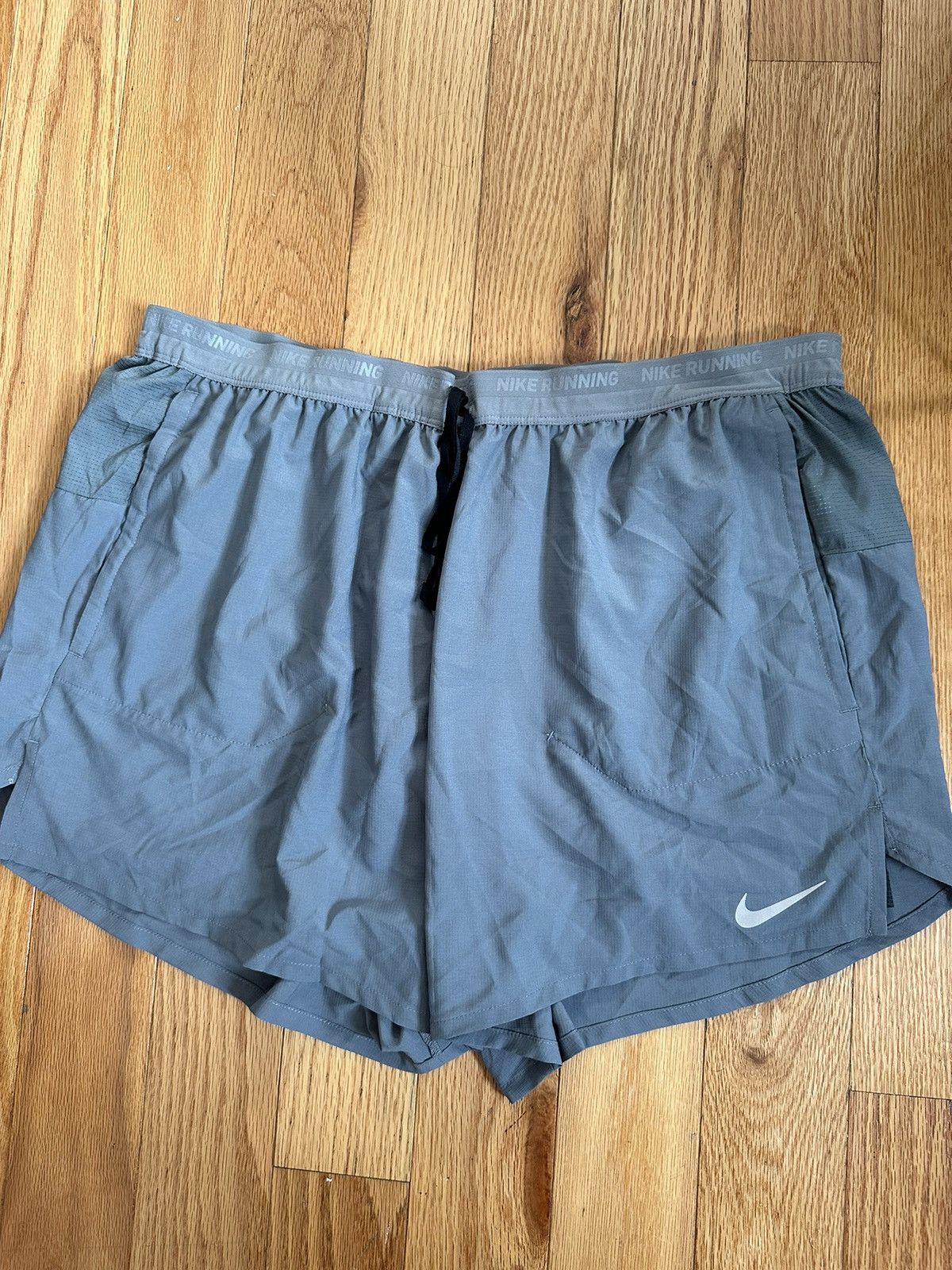Nike Nike running shorts Size US 40 / EU 56 - 1 Thumbnail