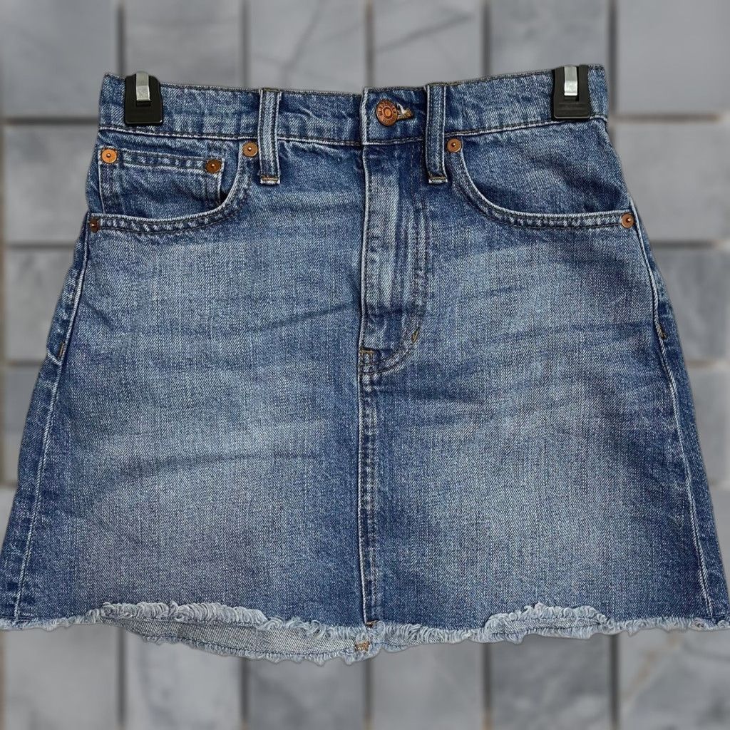 Madewell Madewell Denim Skirt Skirt Women 24 Blue 100% Cotton A-Line Pockets Button Denim Vintage No N/A Size 42" / US 20 - 1 Thumbnail