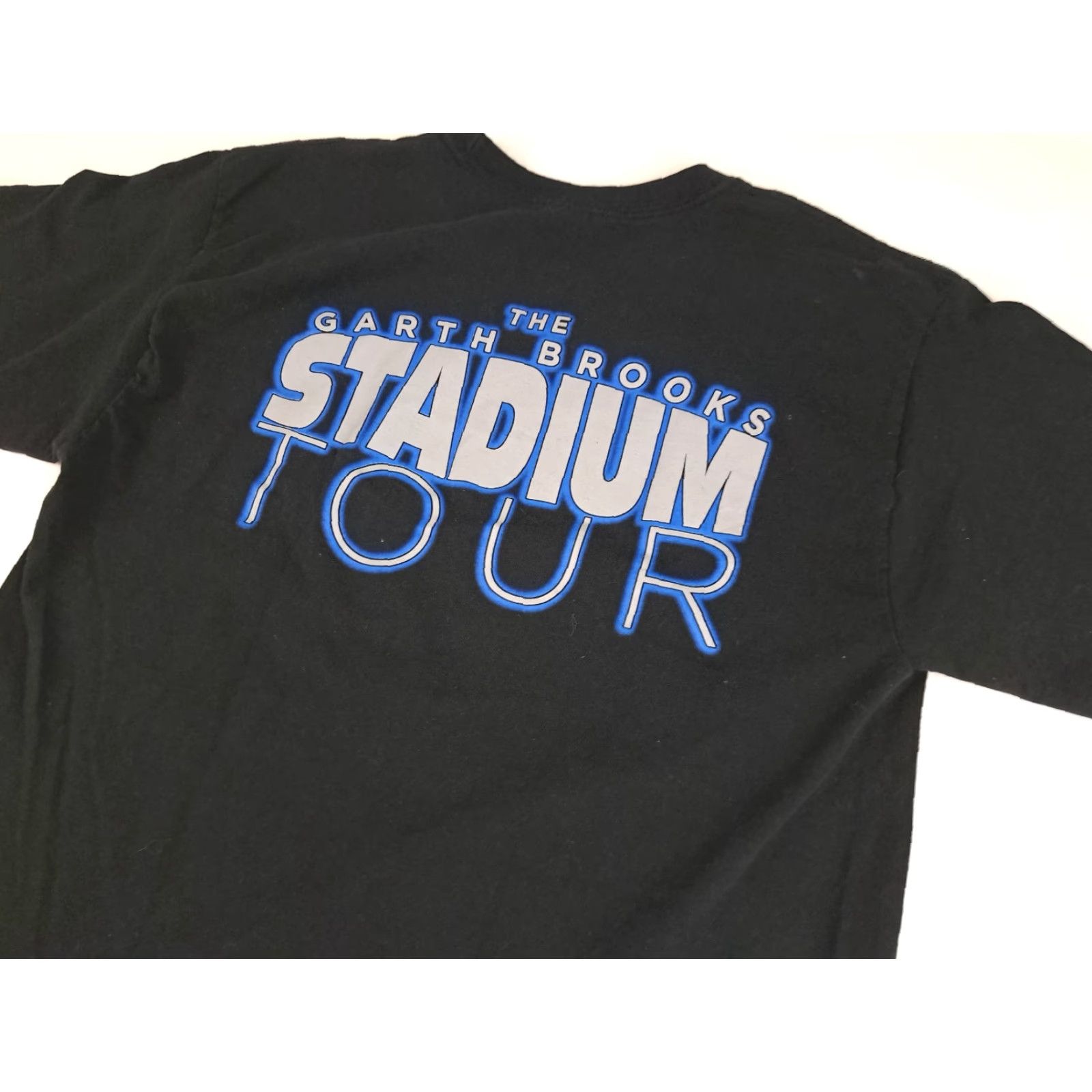 Hanes VINTAGE Garth Brooks Country Stadium Tour 2024 Hanes T-Shirt Unisex Adults Black Short Sleeve Crew Neck Size S Marvelous? Size S / US 4 / IT 40 - 3 Thumbnail